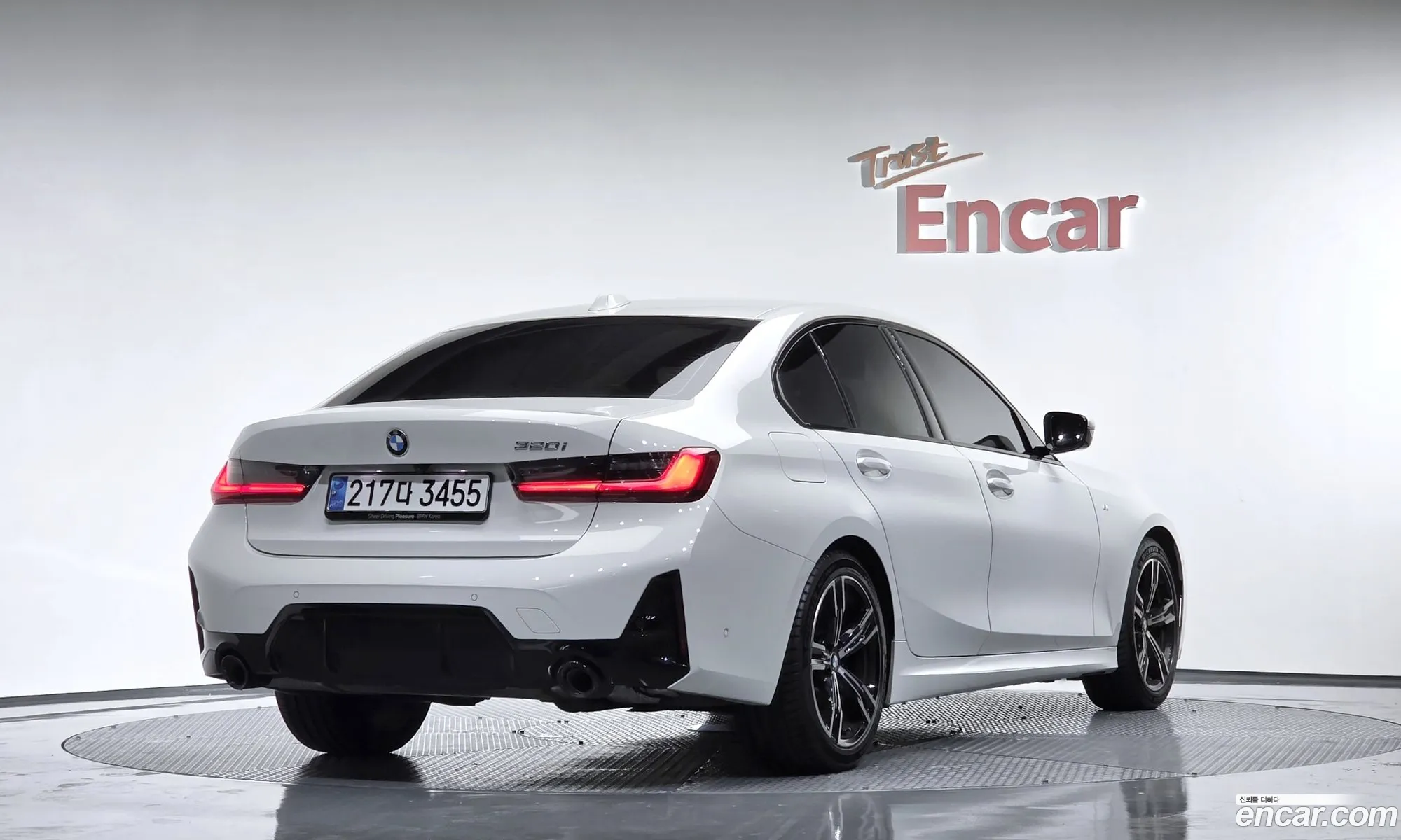 BMW 3 Series 2023 — 19