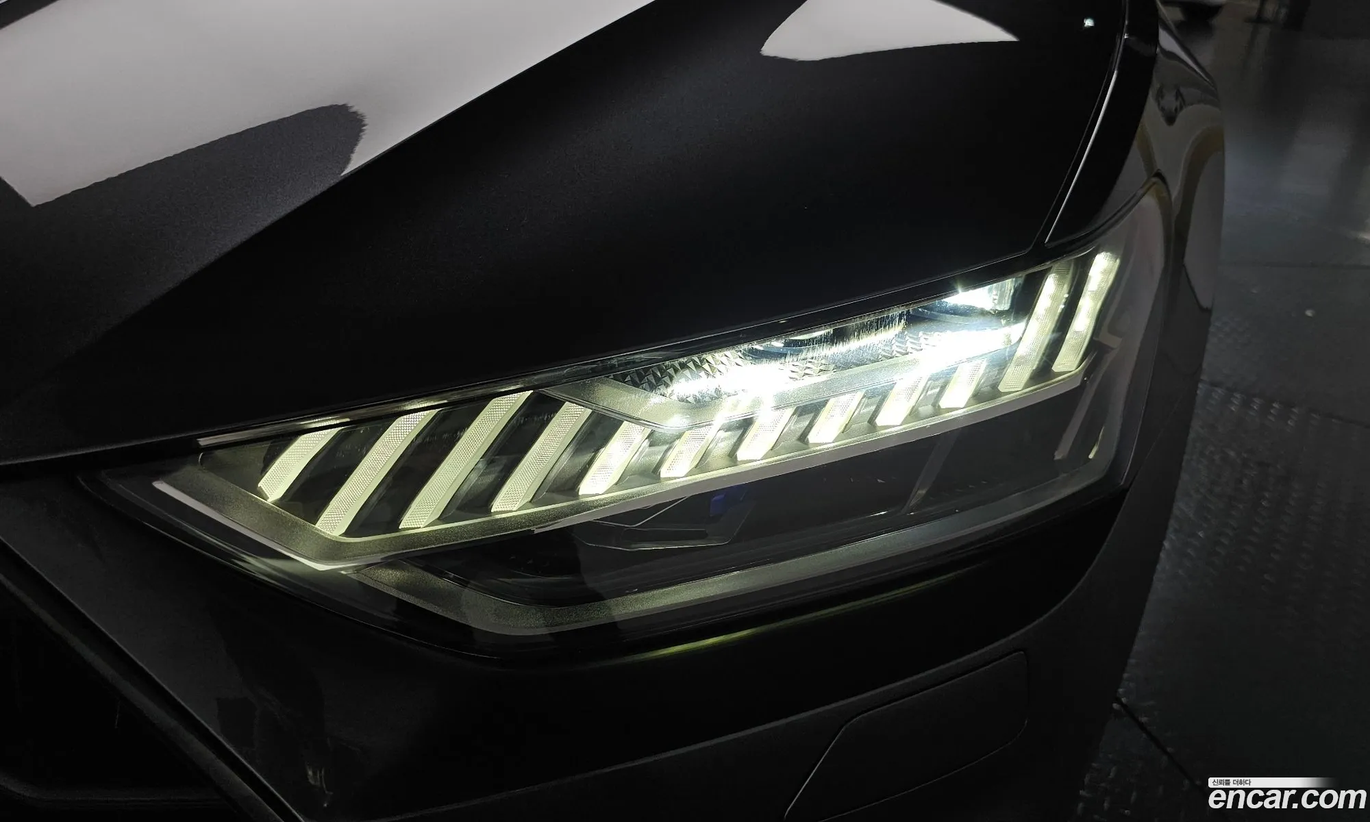 Audi A7 2022 WAUZZZF20NN043948 — 3