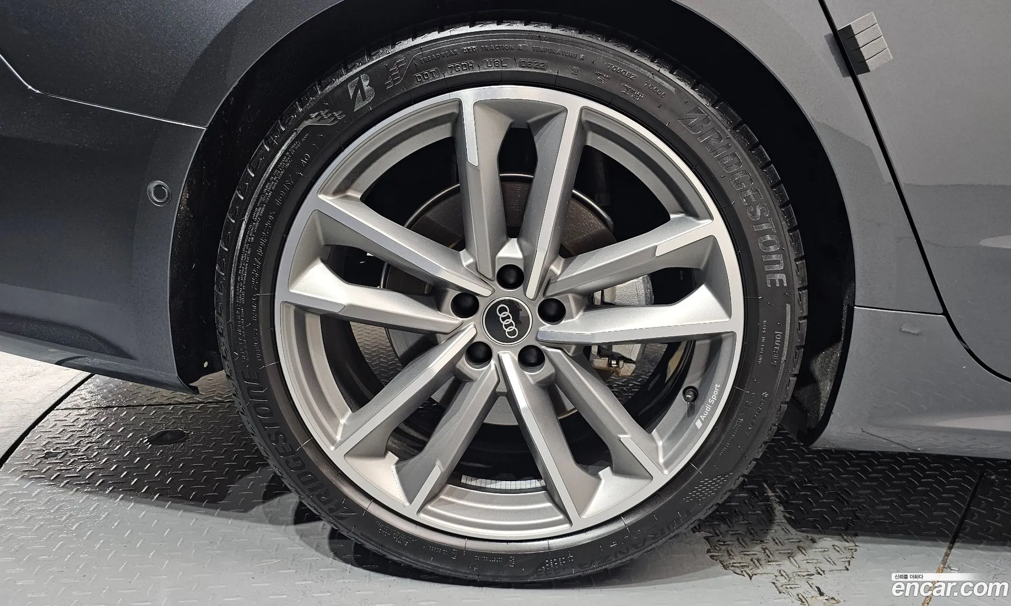 Audi A7 2022 WAUZZZF20NN043948 — 5