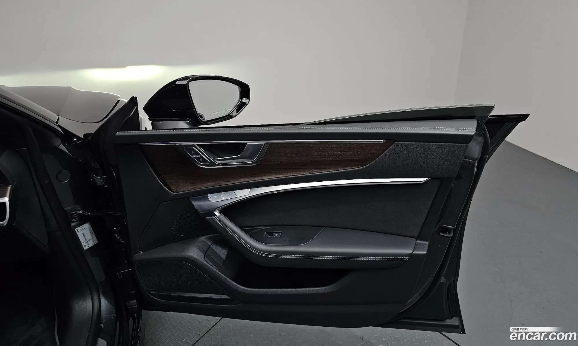 Audi A7 2022 WAUZZZF20NN043948 — 4