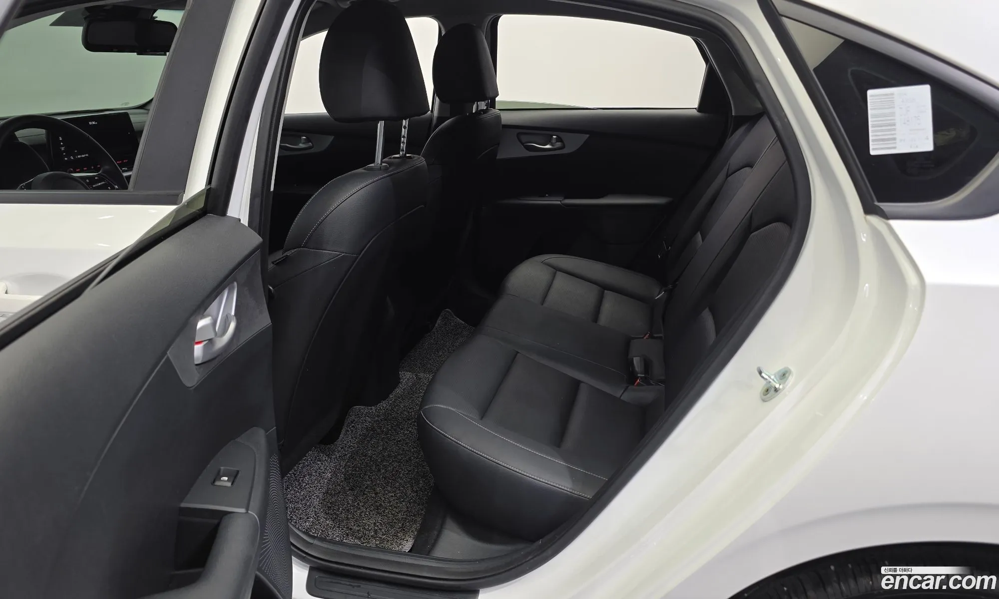 Kia K3 2022 — 20