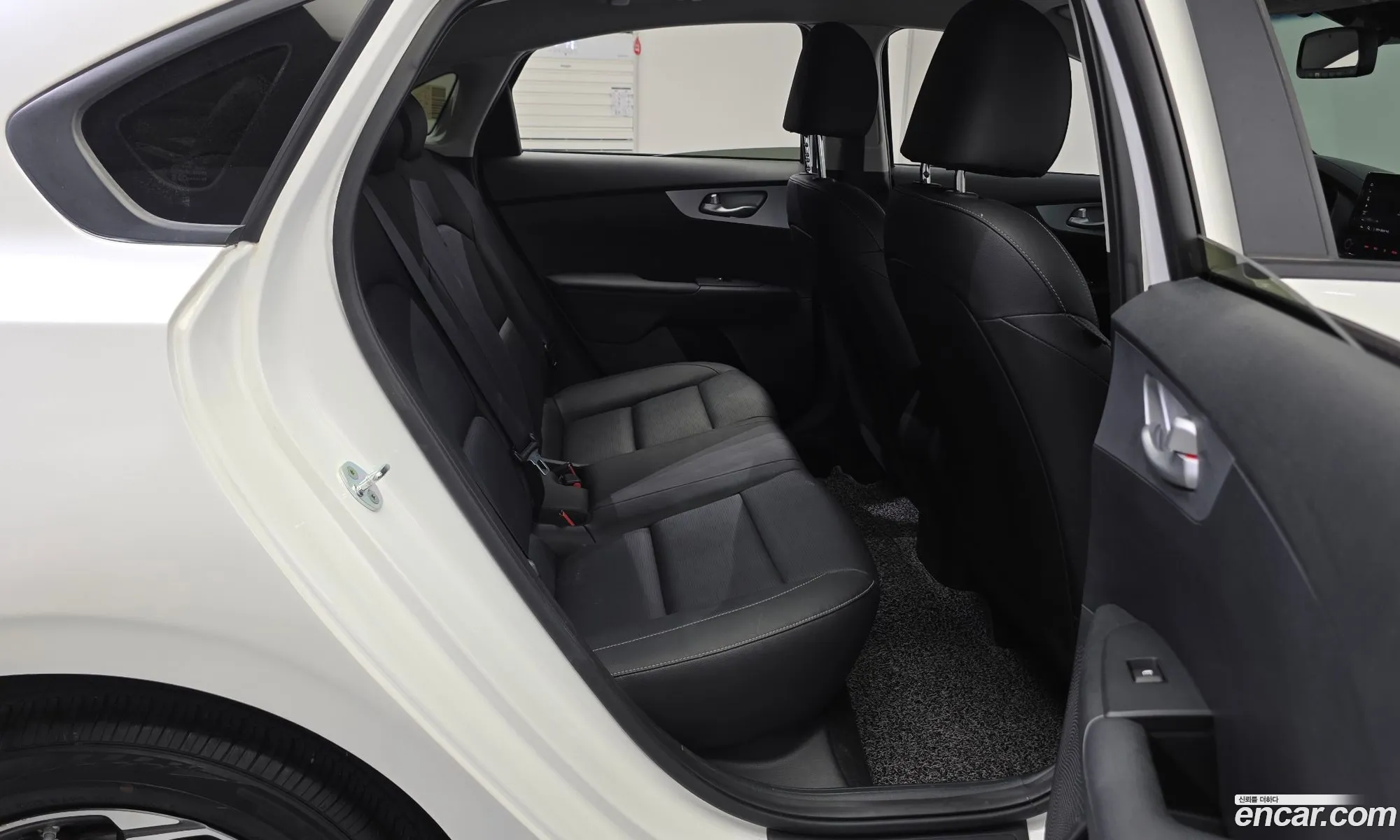 Kia K3 2022 — 15