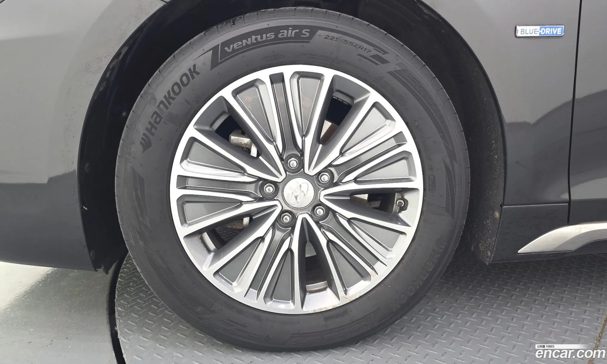Hyundai Grandeur IG Hybrid 2019 — 3