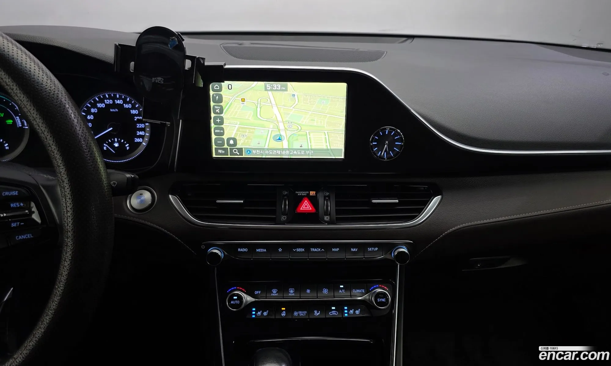 Hyundai Grandeur IG Hybrid 2019 — 4
