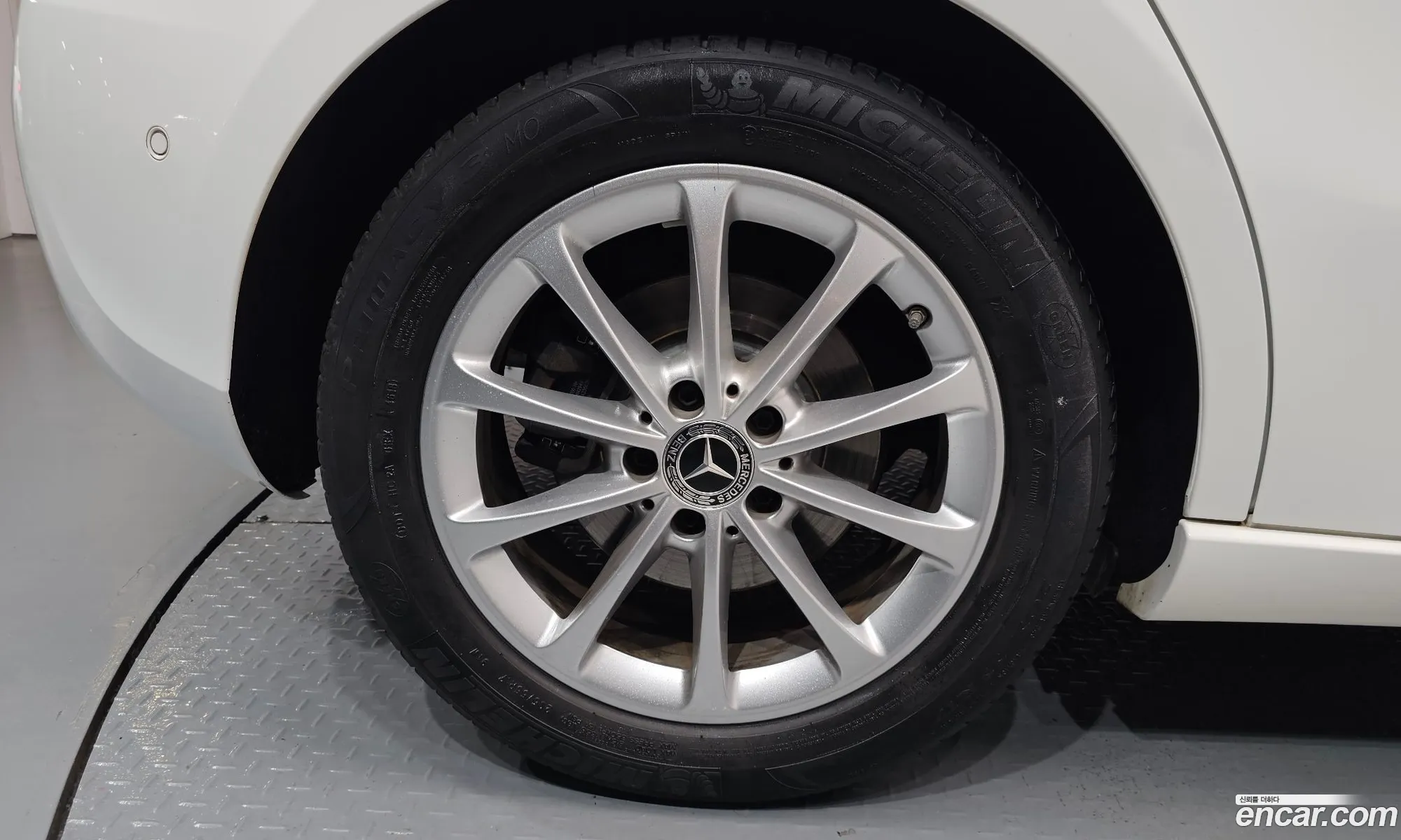 Mercedes-Benz A-Class W177 2019 — 30