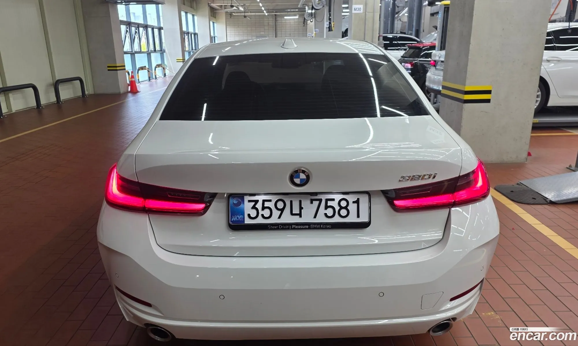 BMW 3 Series 2025 — 6