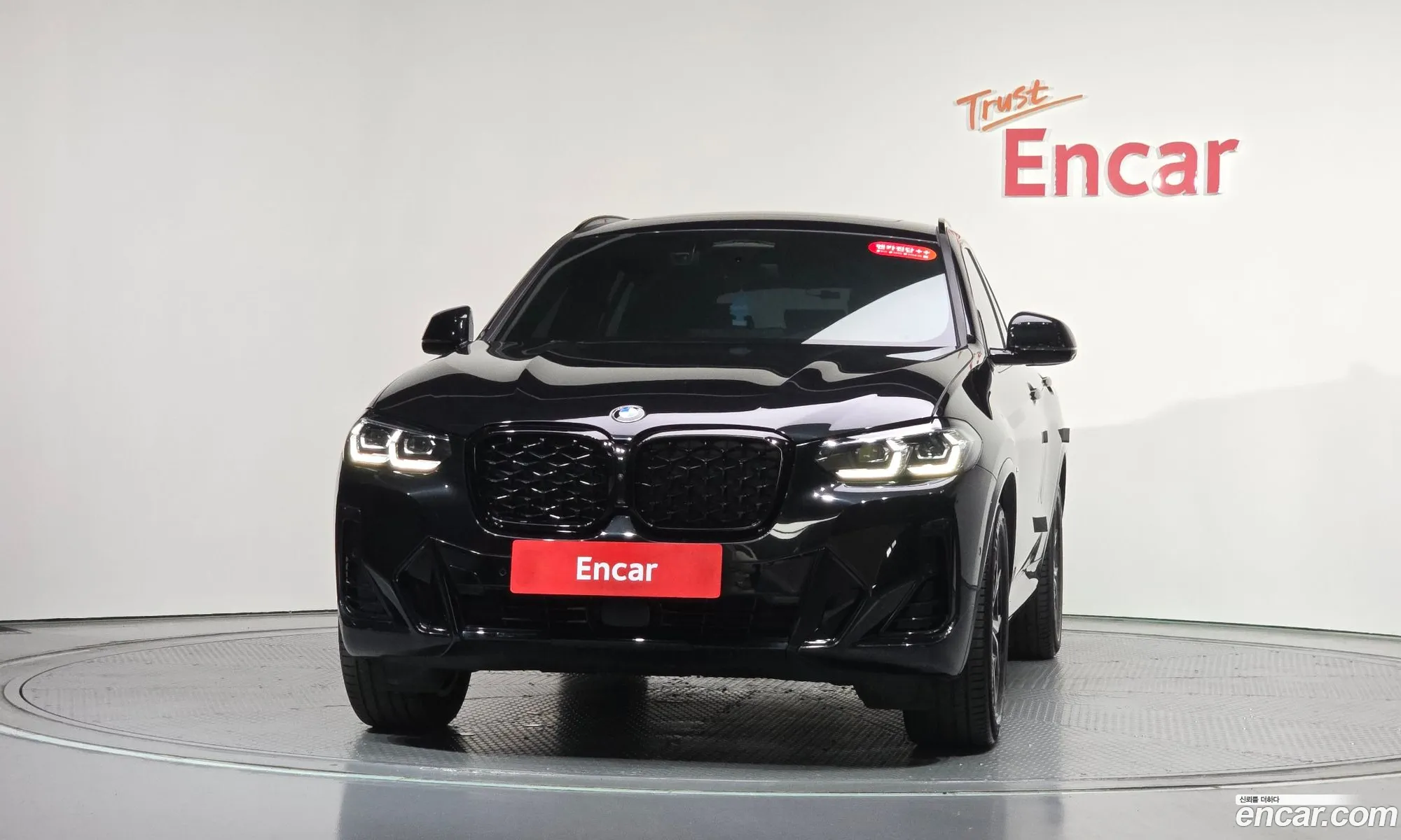 BMW X4 2023 — 32