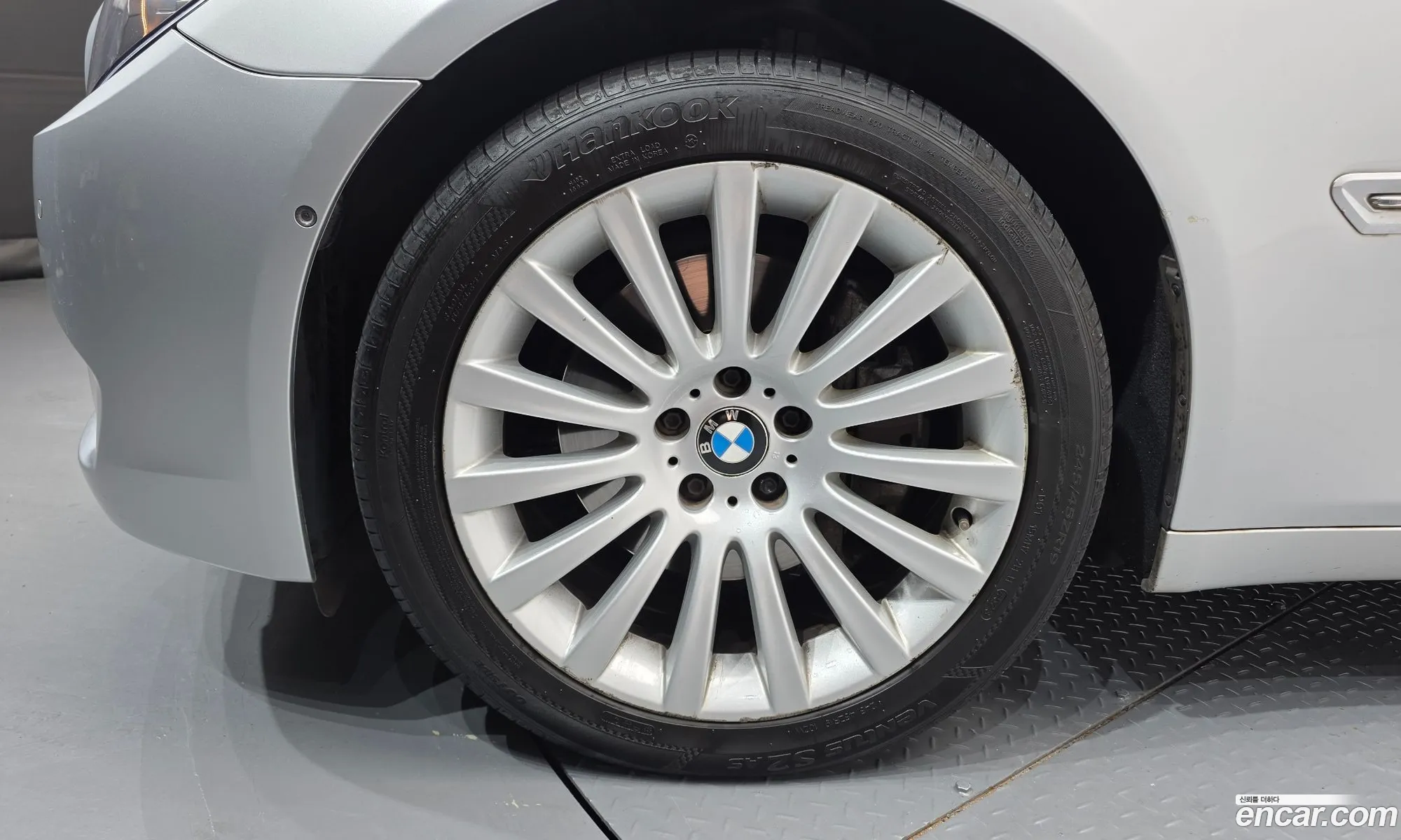 BMW 7 Series 2010 WBAKB4107AC426841 — 14