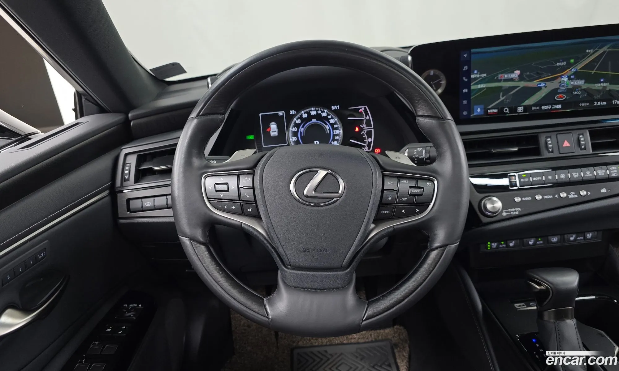 Lexus ES300h 7th Gen 2025 JTHBA1C1XT2029089 — 8