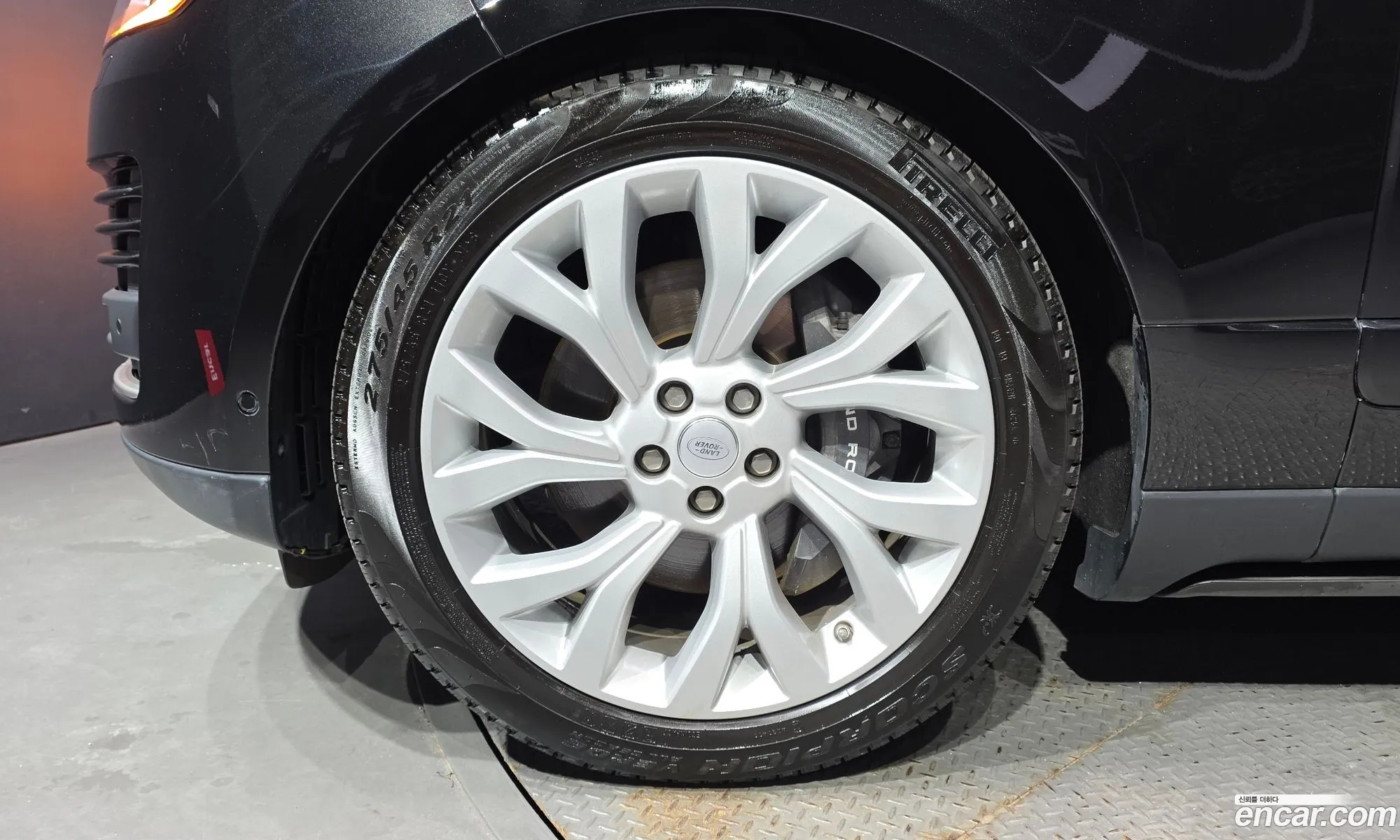 Land Rover Range Rover 2021 SALGA2BW4MA437761 — 11