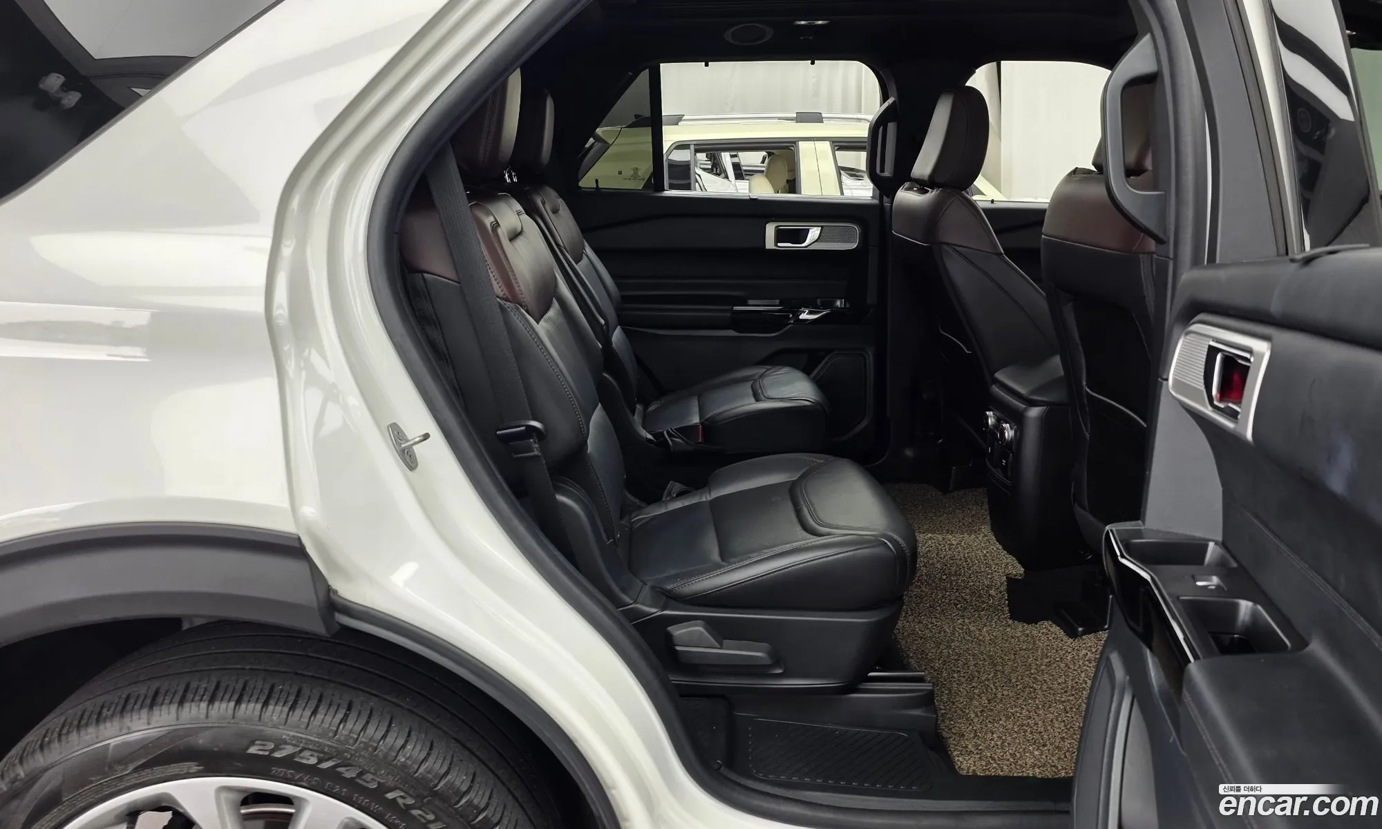 Ford Explorer 6th Gen 2022 1FM5K8HC7NGB06842 — 3