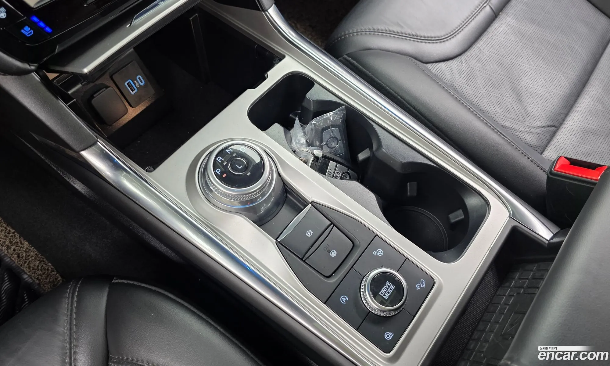 Ford Explorer 6th Gen 2022 1FM5K8HC7NGB06842 — 8