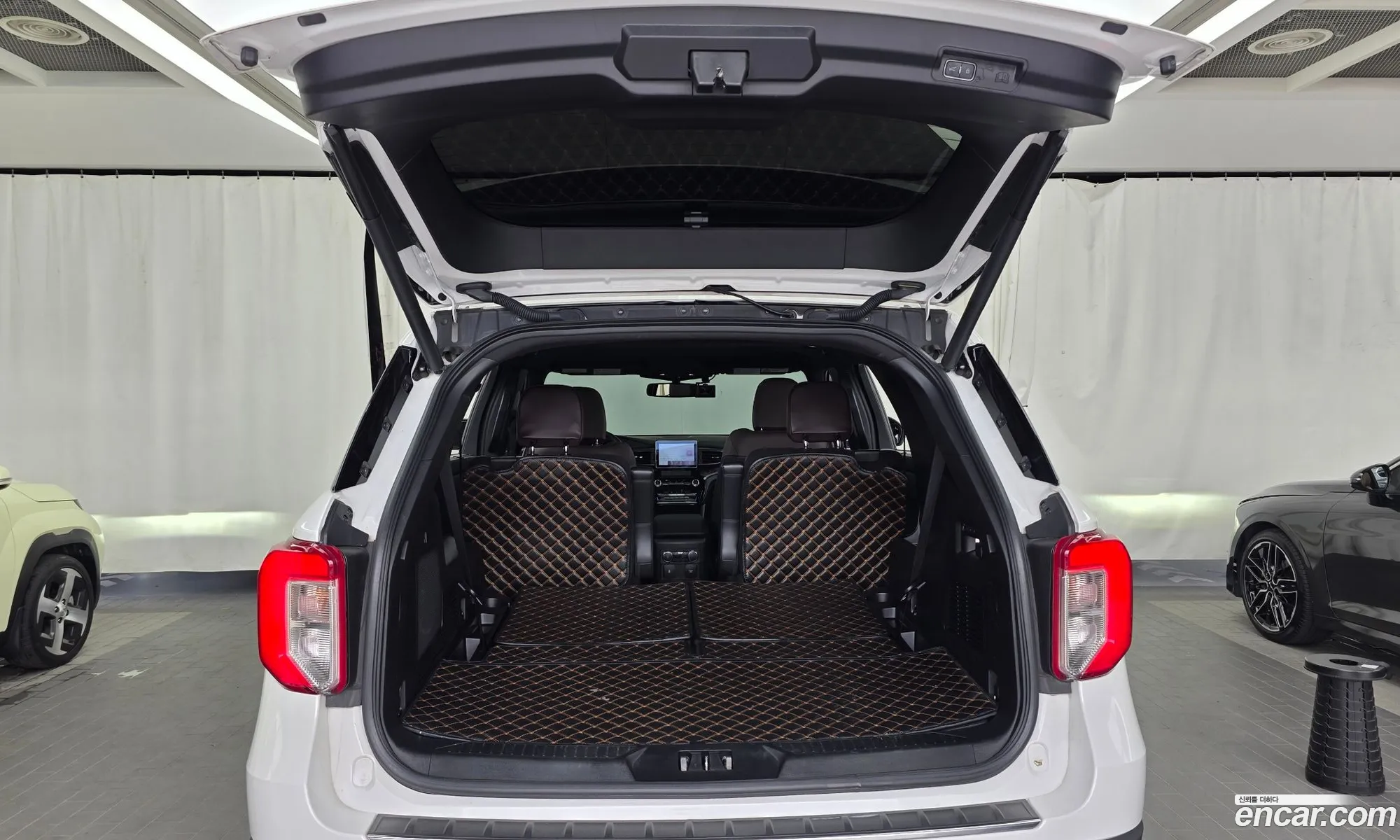 Ford Explorer 6th Gen 2022 1FM5K8HC7NGB06842 — 12