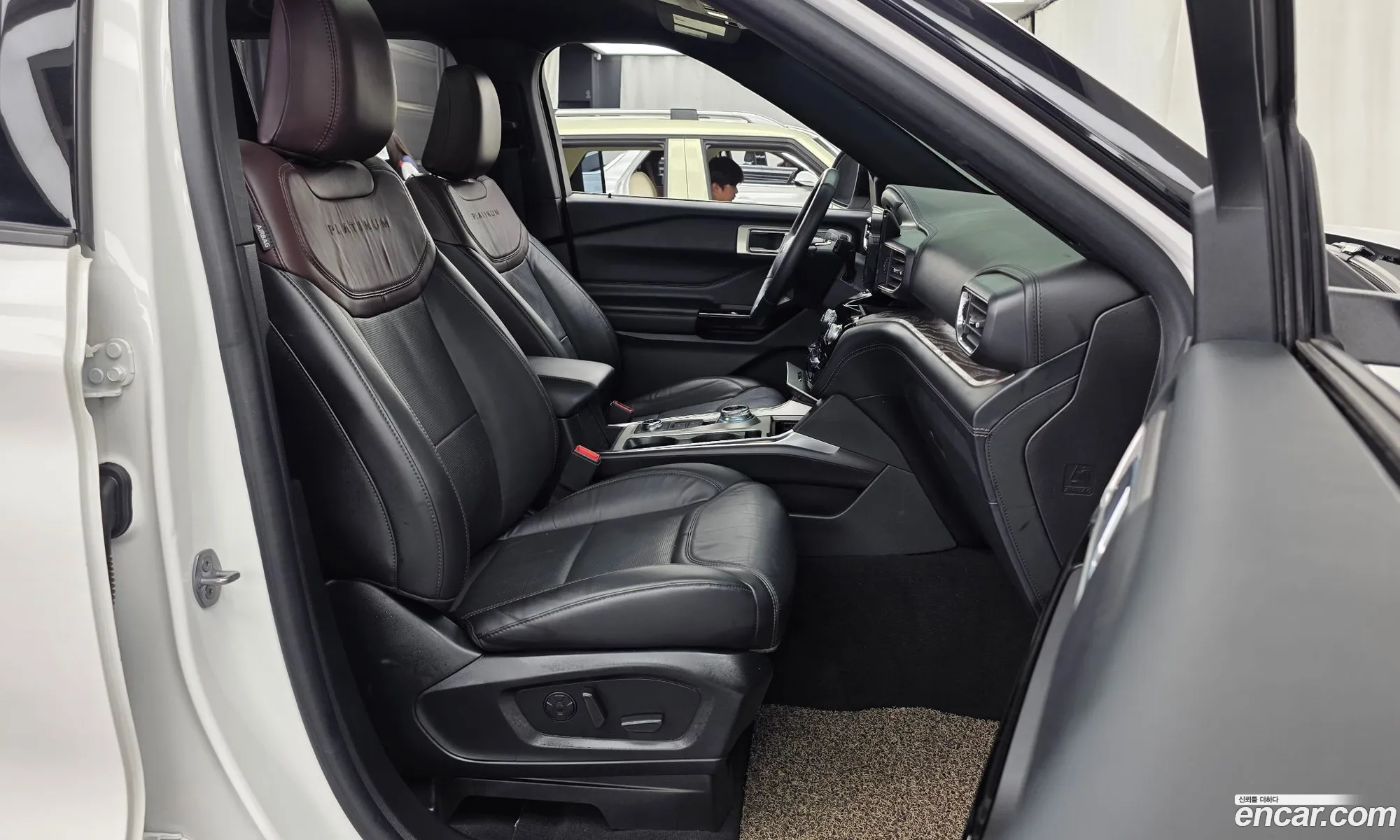 Ford Explorer 6th Gen 2022 1FM5K8HC7NGB06842 — 18