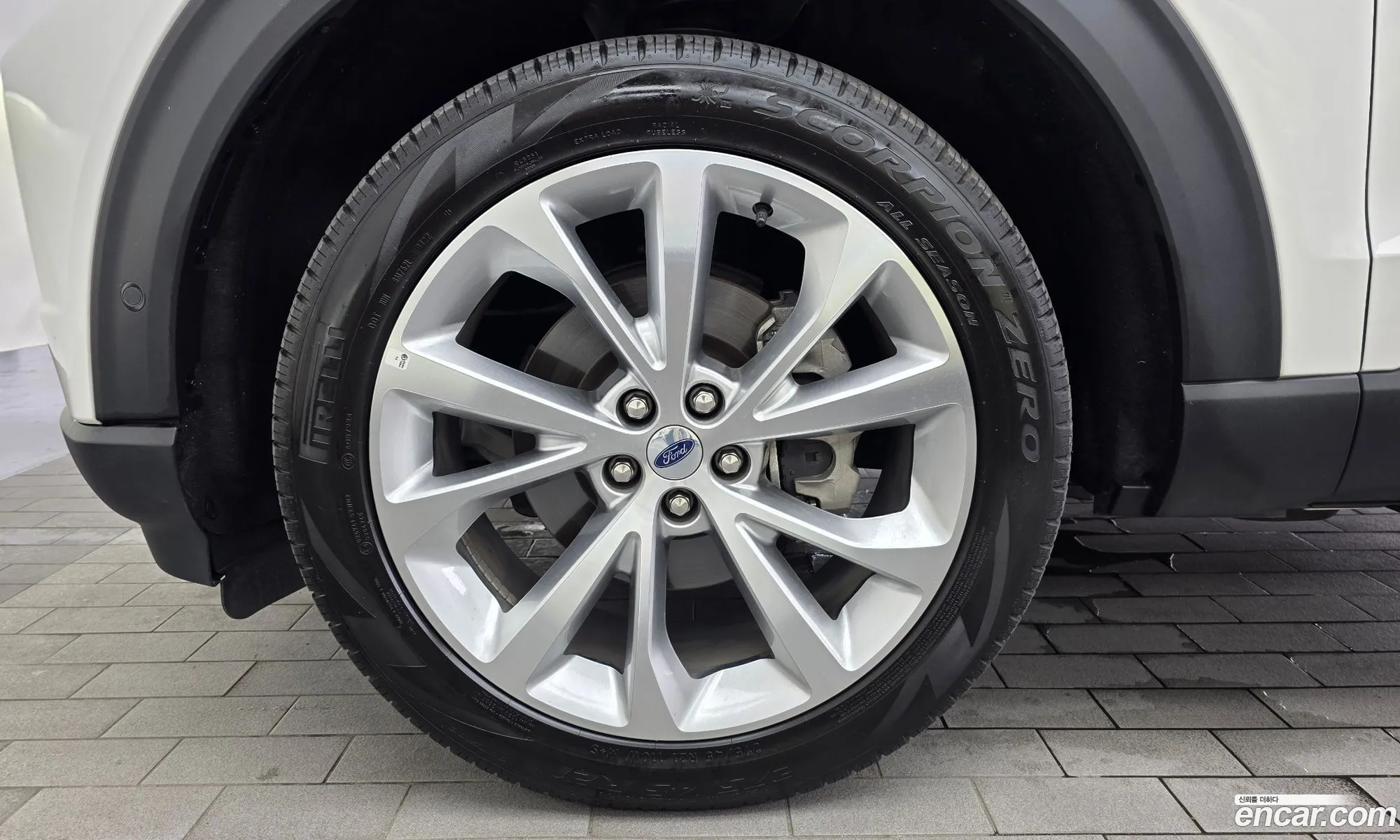 Ford Explorer 6th Gen 2022 1FM5K8HC7NGB06842 — 7