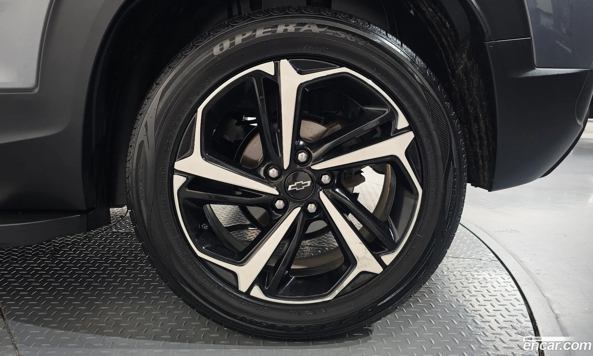 Chevrolet (GM Daewoo) Trailblazer 2021 — 21