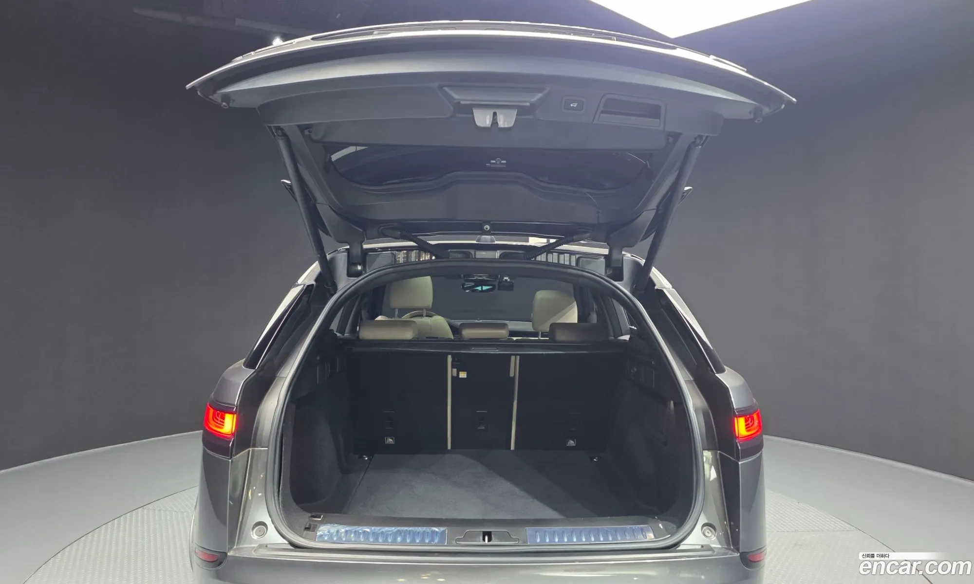 Land Rover Range Rover Velar 2017 — 7
