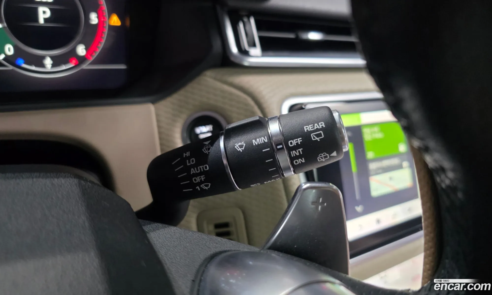 Land Rover Range Rover Velar 2017 — 3