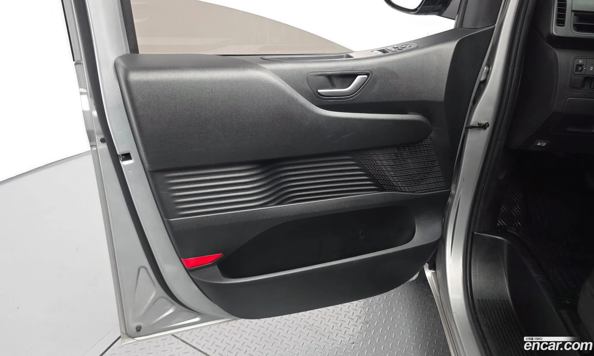 Hyundai Staria 2022 — 11