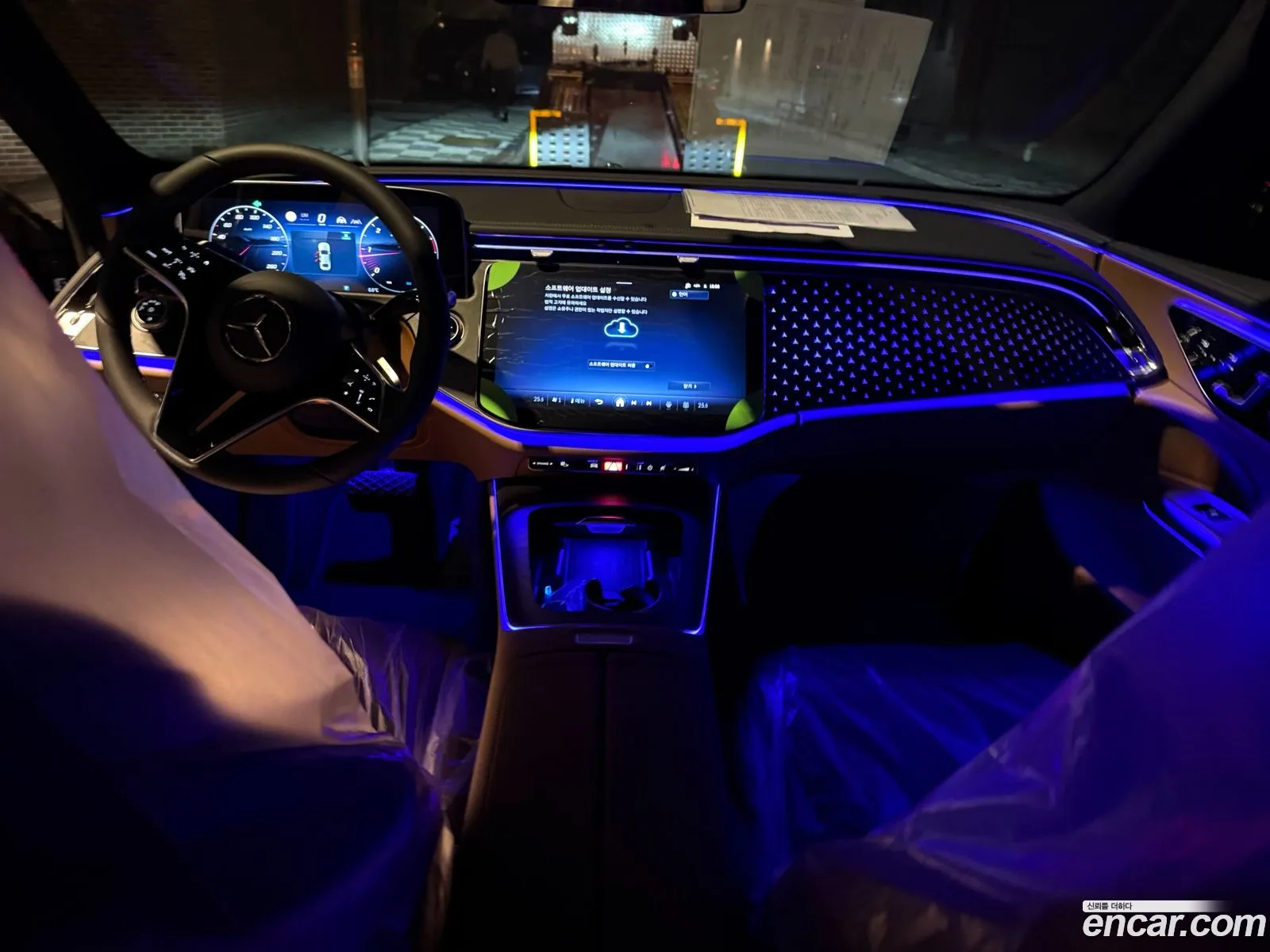 Mercedes-Benz E-Class W214 2025 — 5