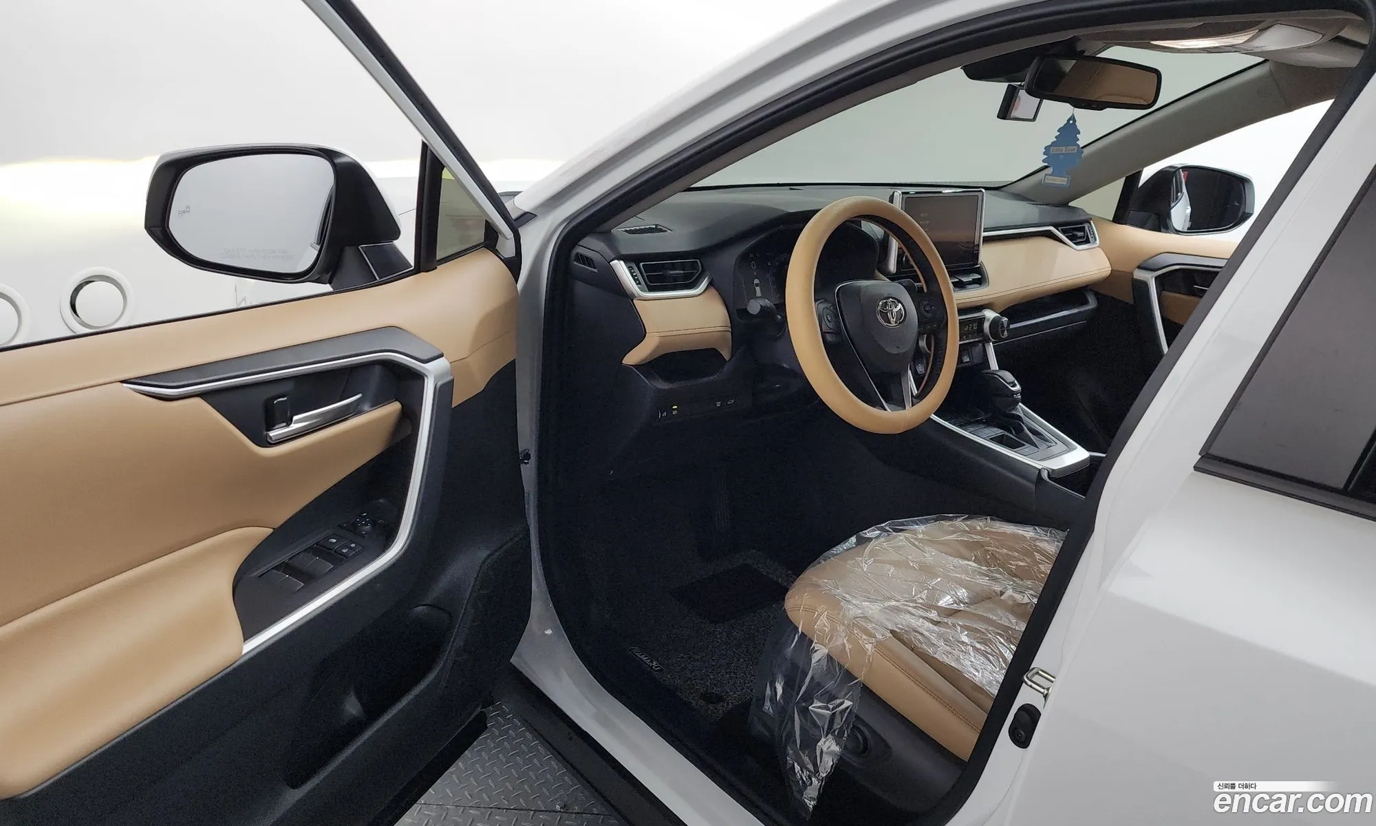 Toyota RAV4 2025 JTMX2RFVXSD196007 — 22