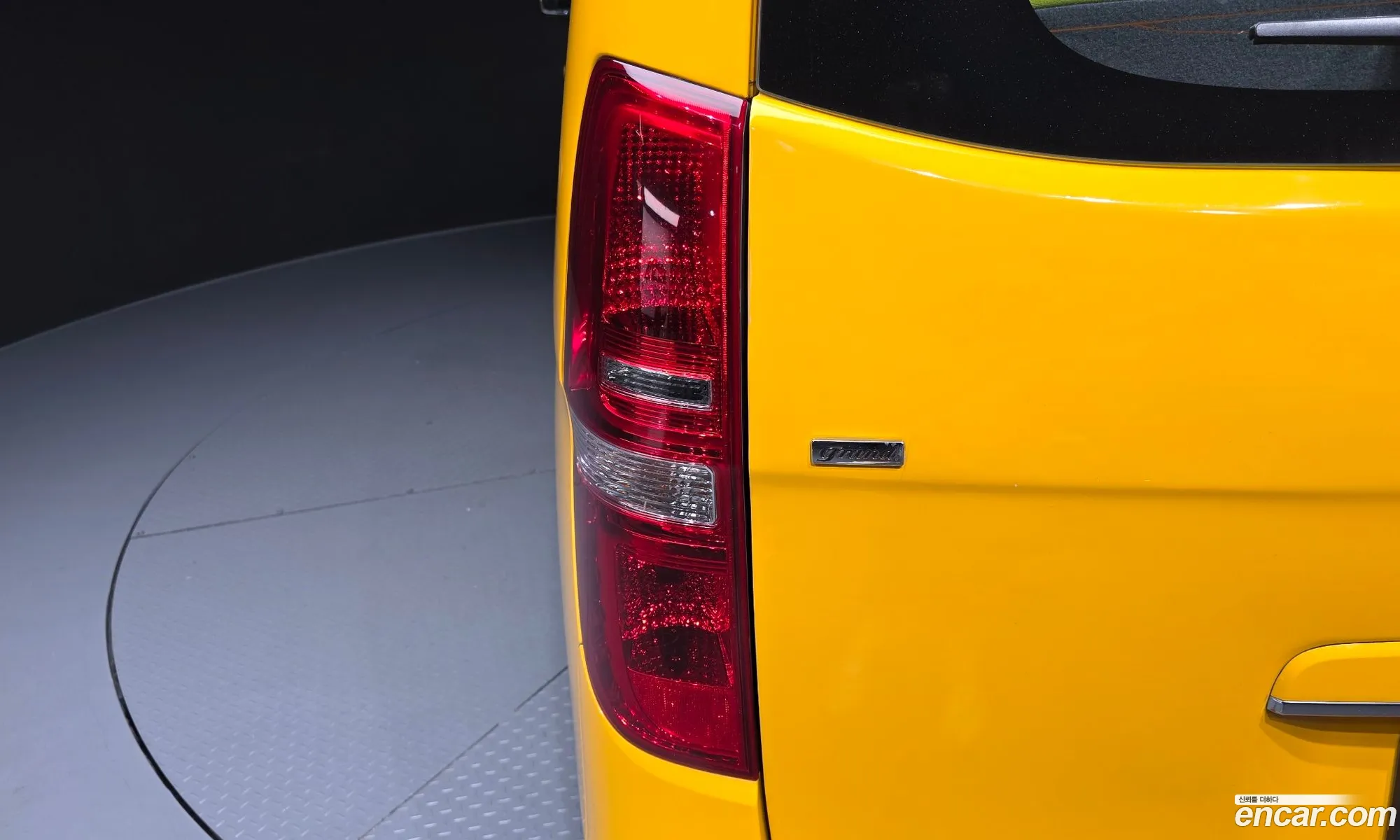 Hyundai Grand Starex 2018 — 15