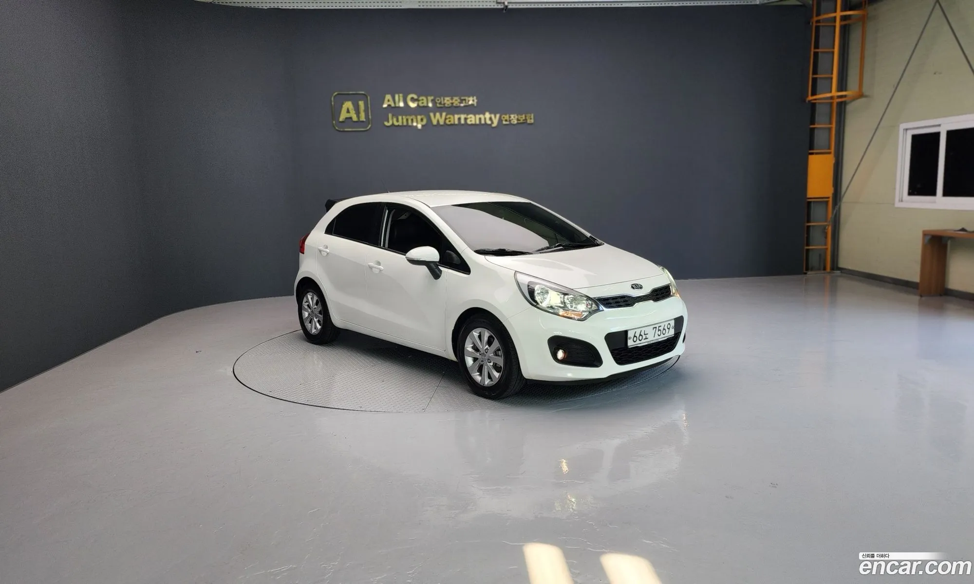 Kia Pride 2013 — 9