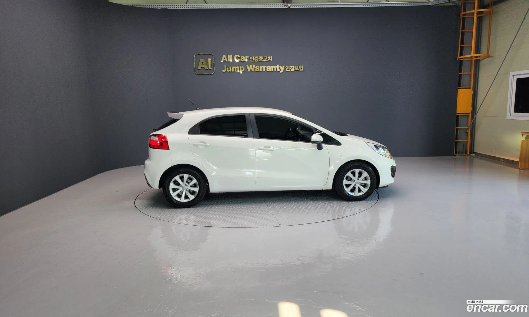 Kia Pride 2013 — 16
