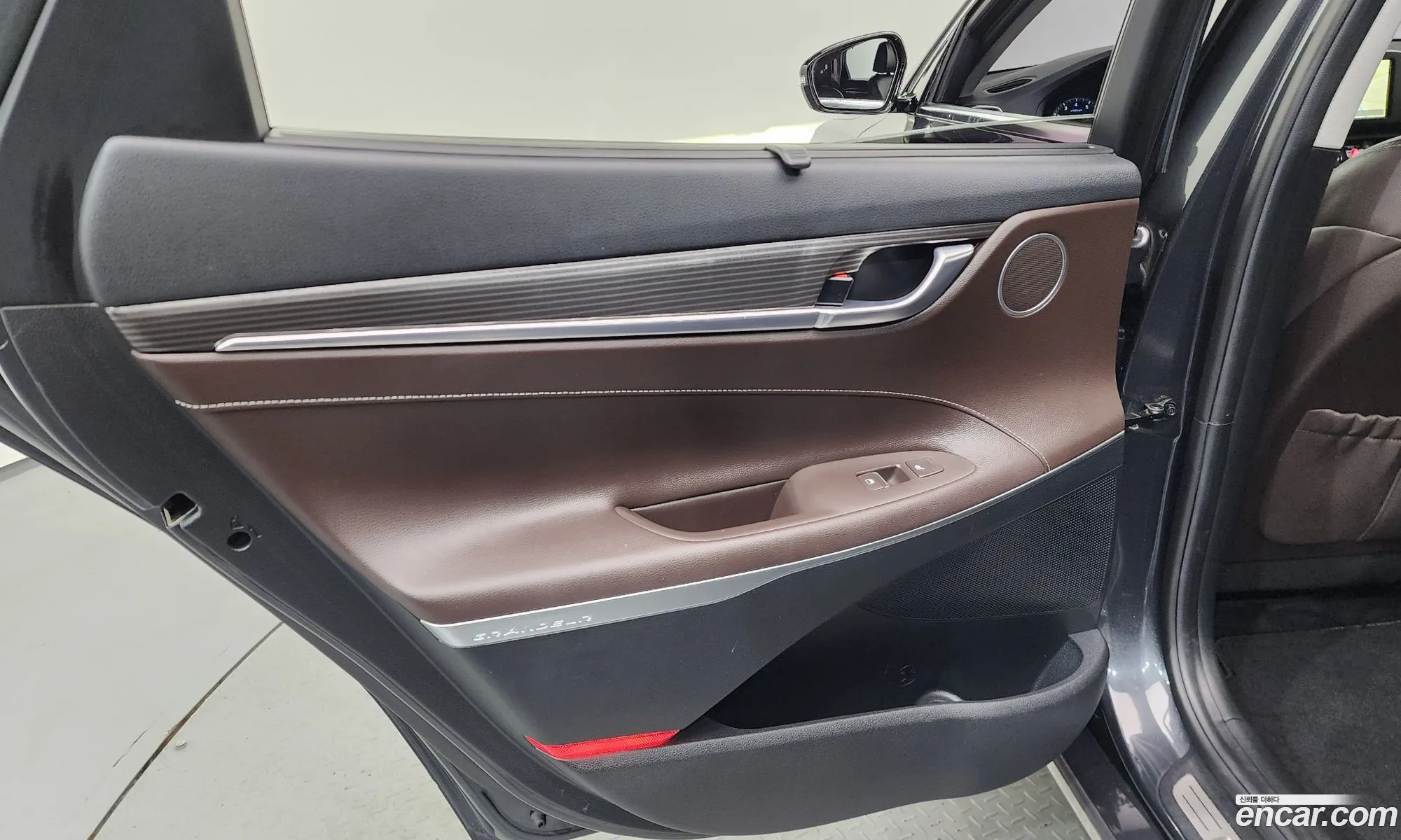 Hyundai Grandeur IG 2017 — 32
