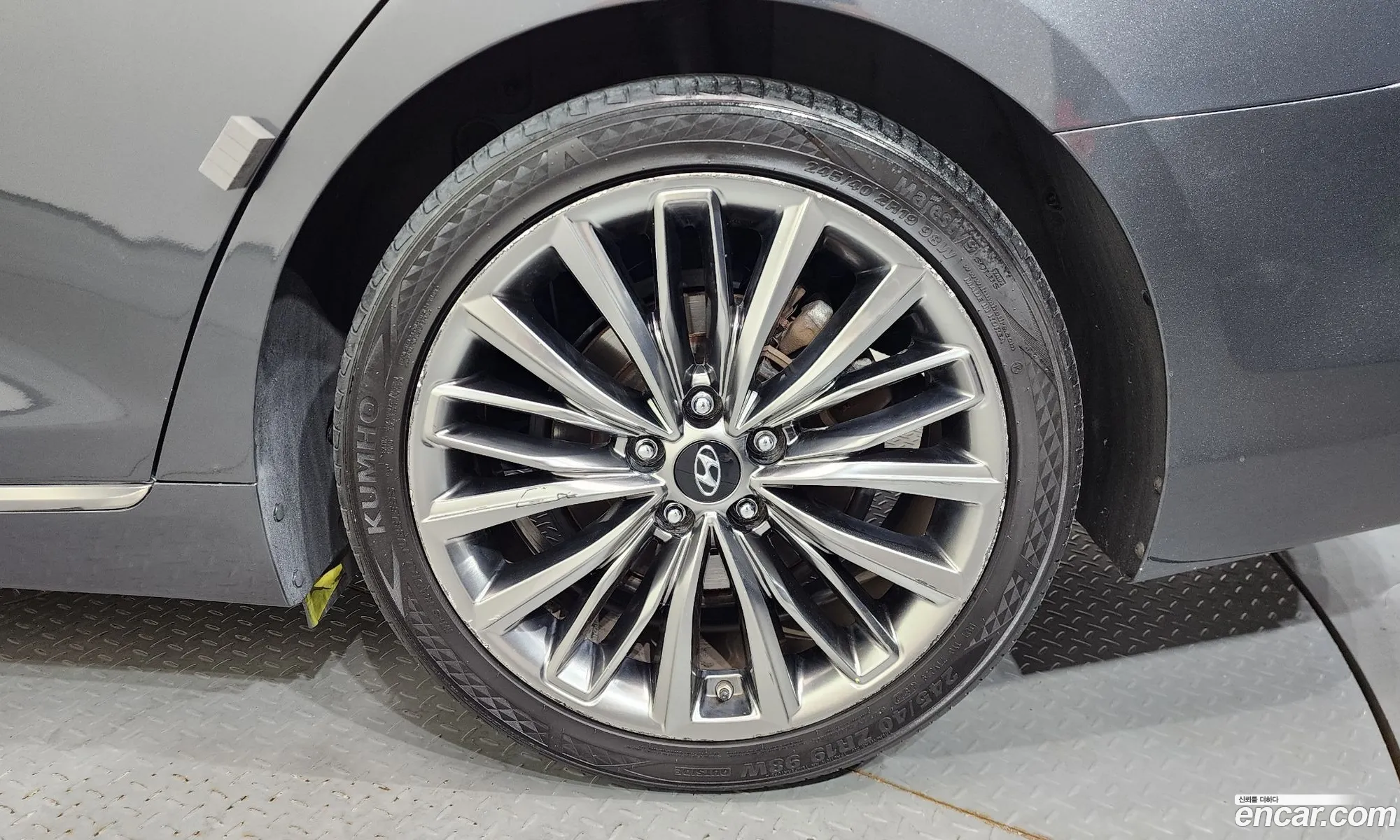 Hyundai Grandeur IG 2017 — 28