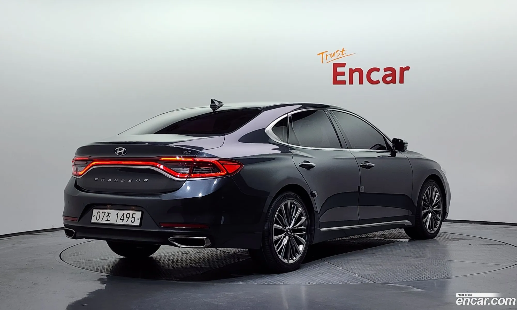 Hyundai Grandeur IG 2017 — 11