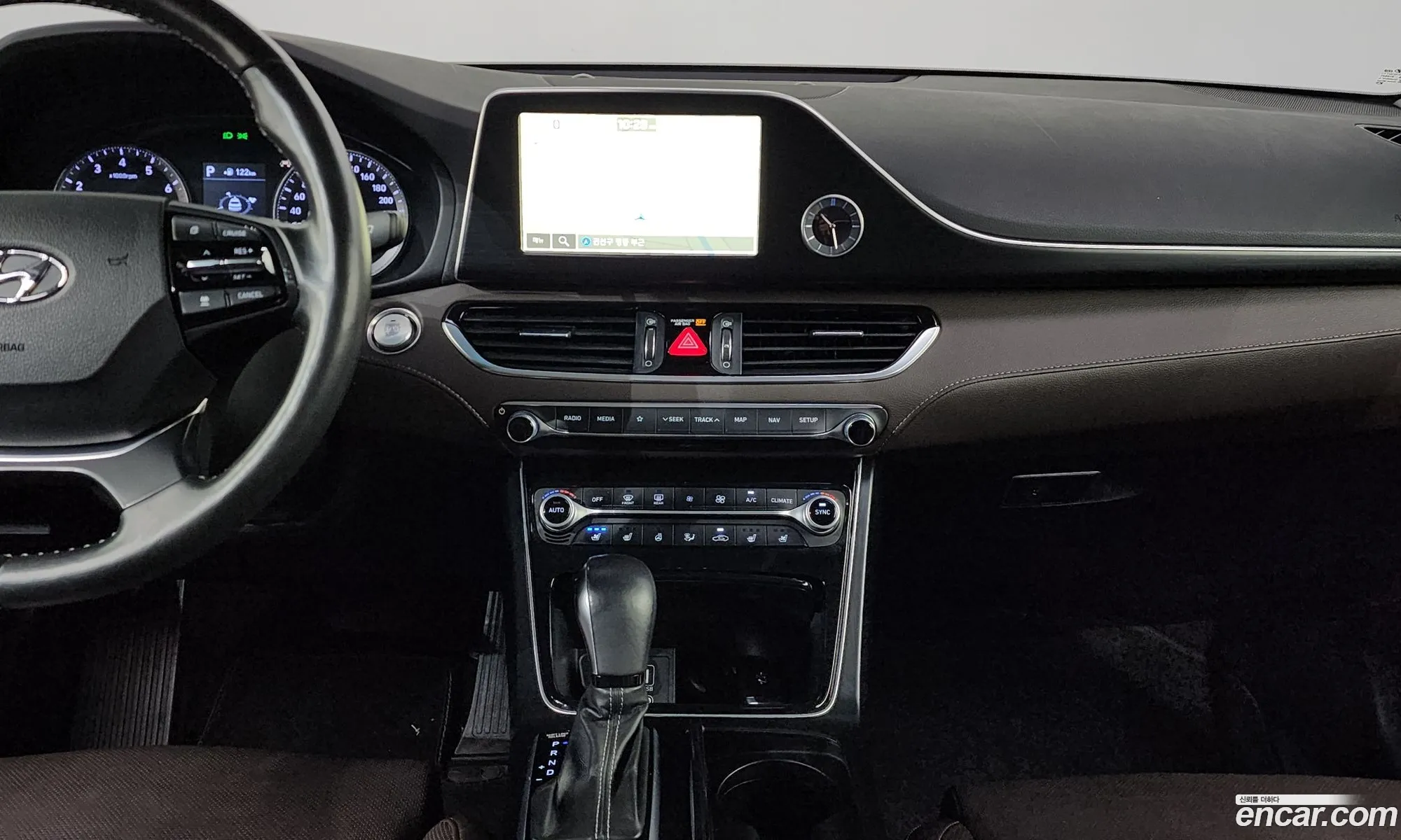 Hyundai Grandeur IG 2017 — 22