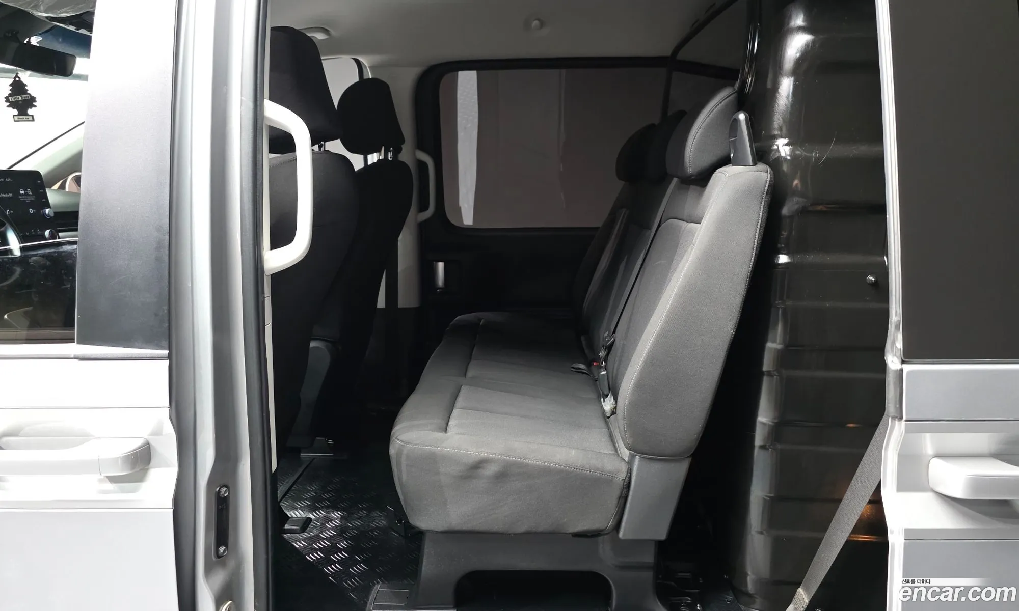 Hyundai Staria 2022 — 5