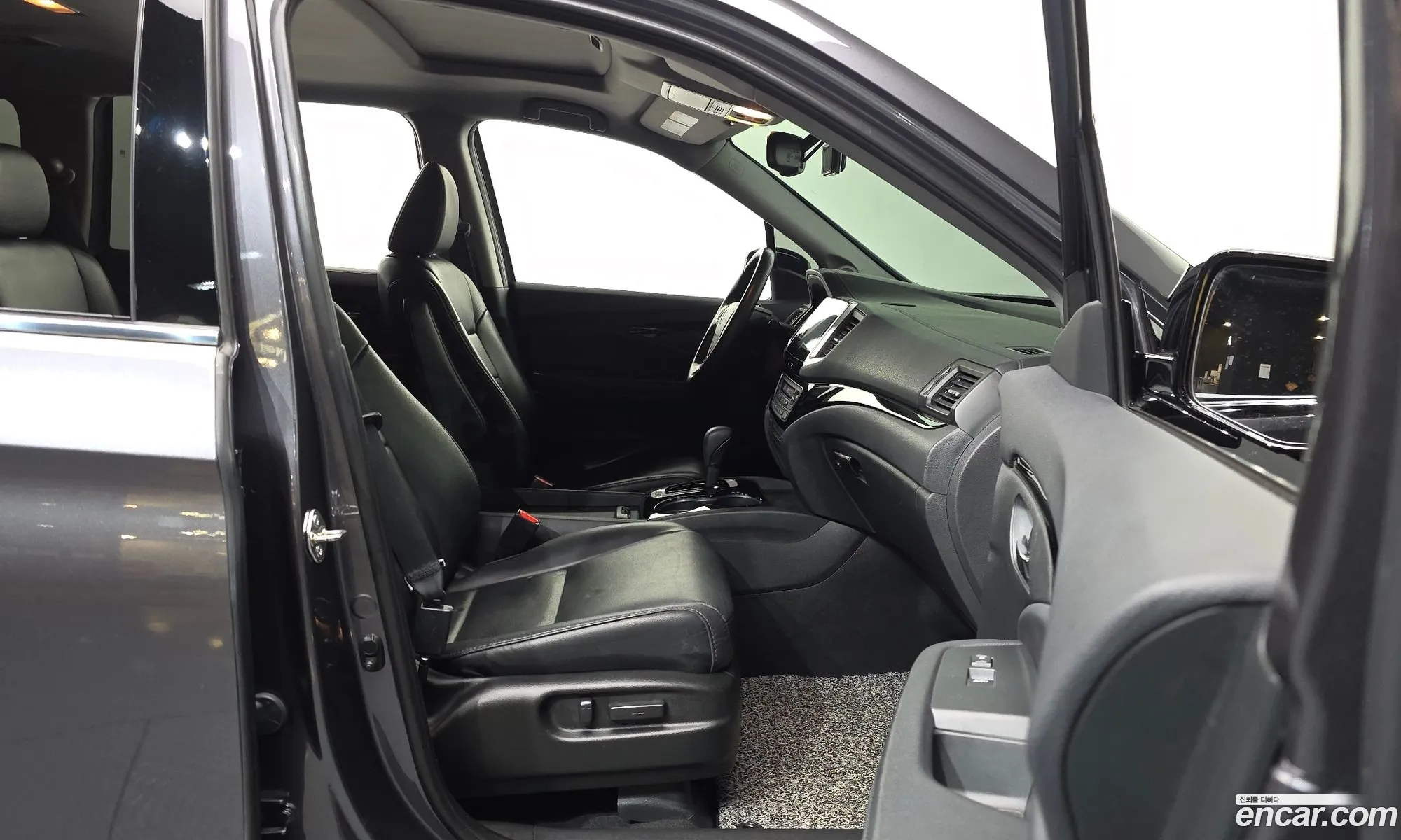 Honda Pilot 2018 5FNYF6850JB200505 — 21