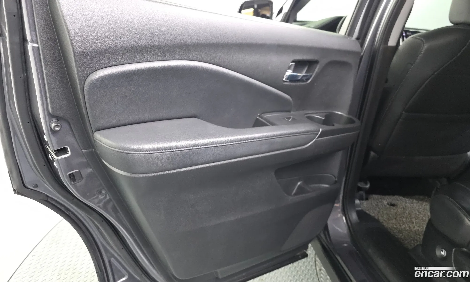 Honda Pilot 2018 5FNYF6850JB200505 — 3