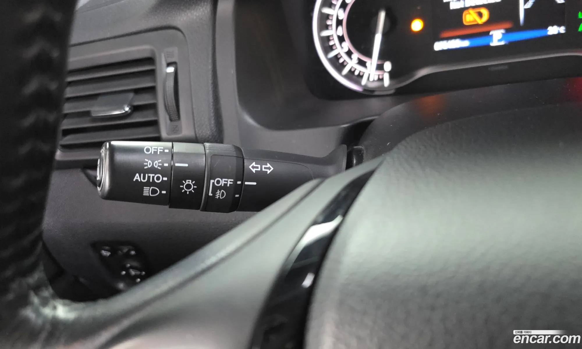 Honda Pilot 2018 5FNYF6850JB200505 — 31