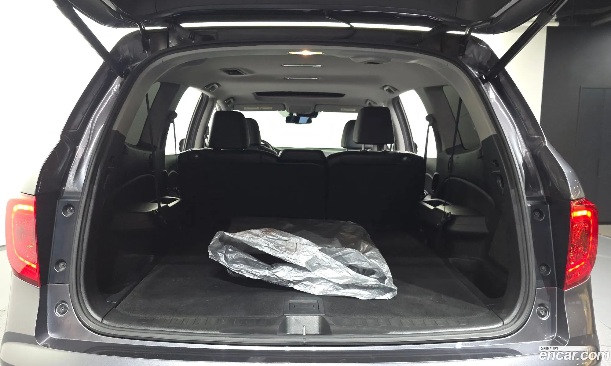Honda Pilot 2018 5FNYF6850JB200505 — 14