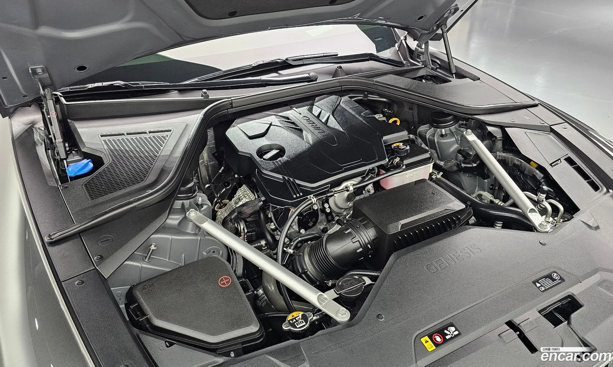 Genesis G80 2022 — 2