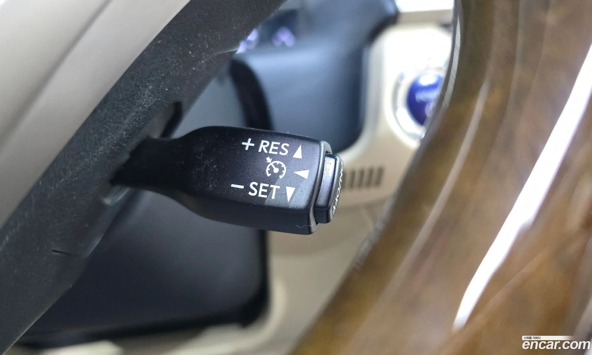 Lexus ES300h 2013 — 13