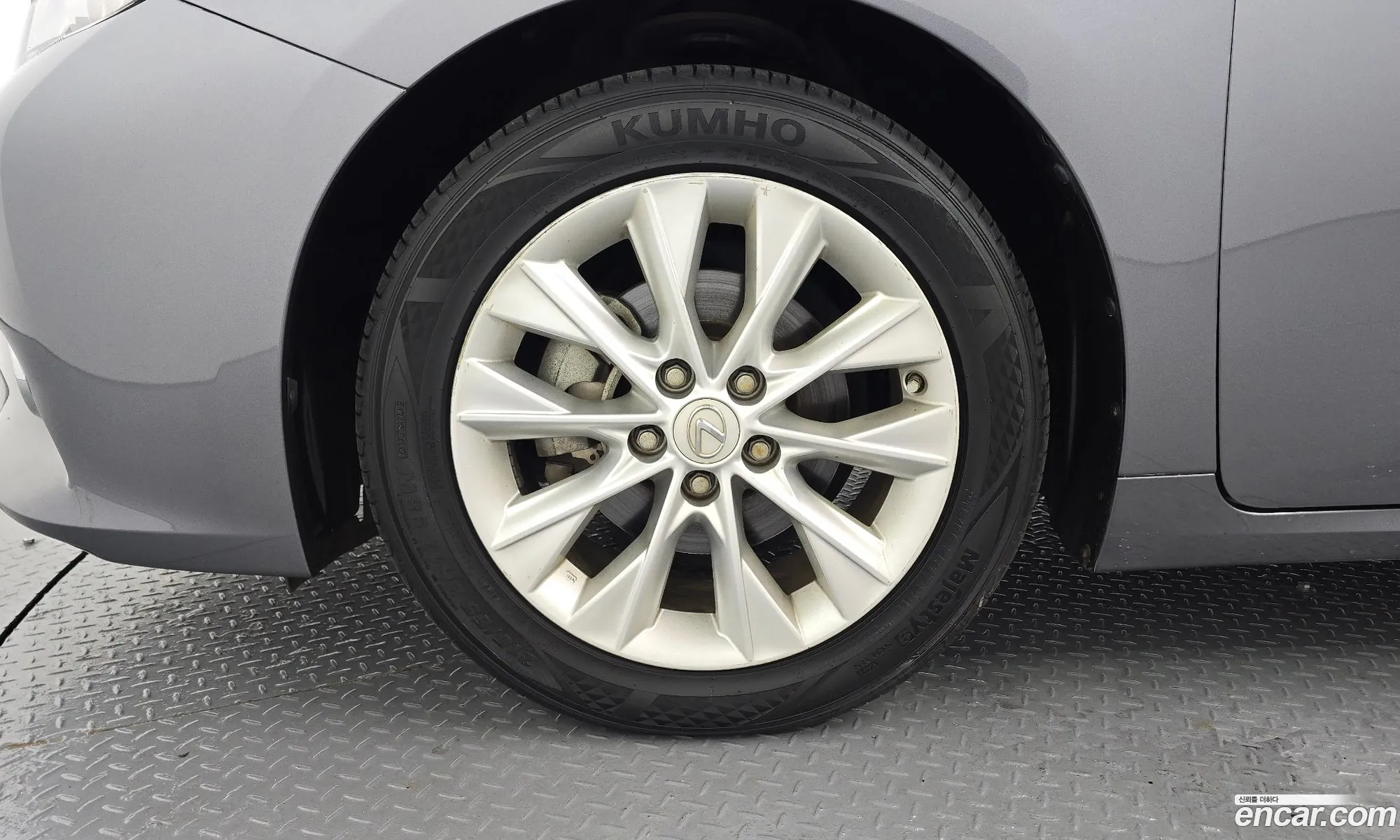 Lexus ES300h 2013 — 15