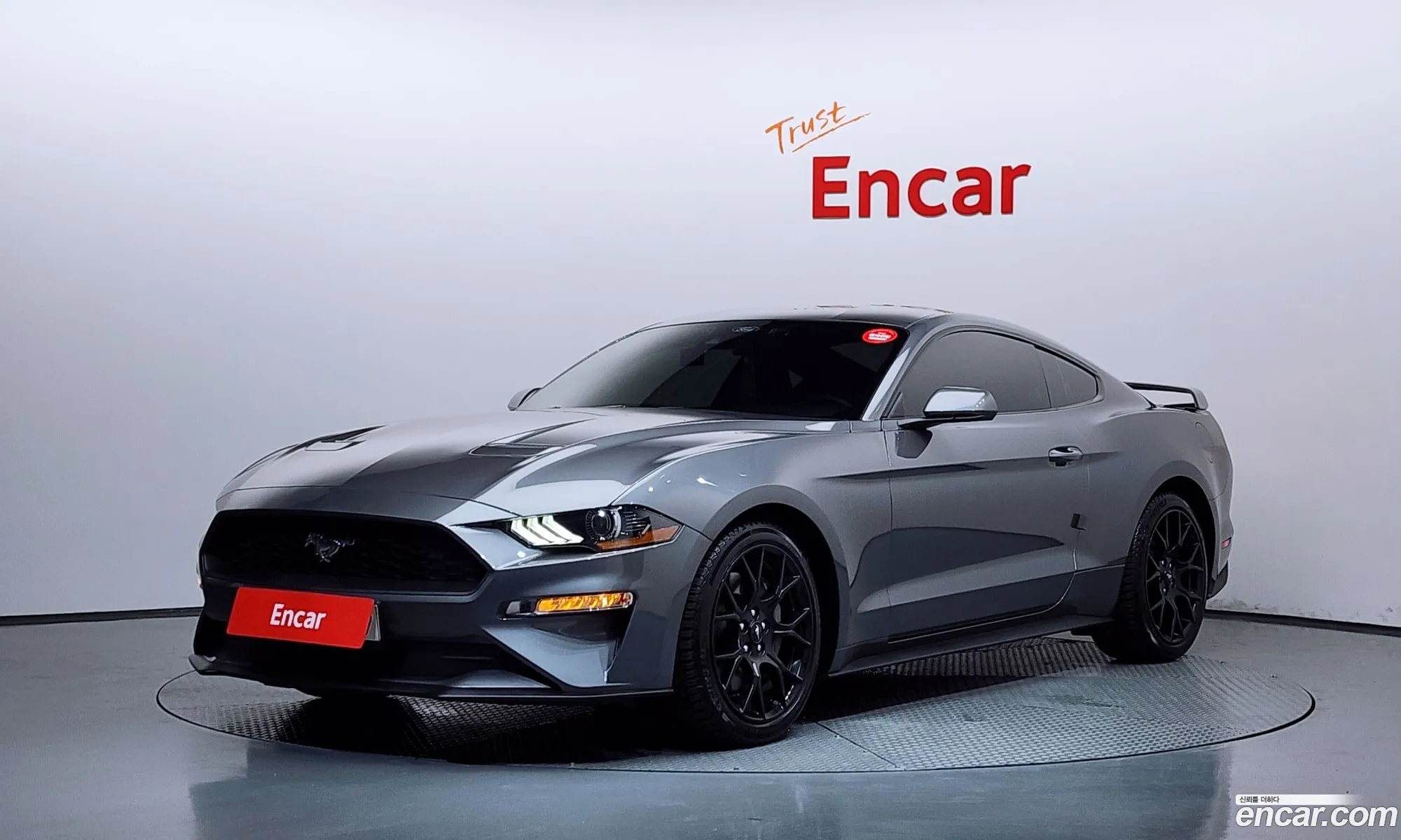 Ford Mustang 2021 — 4