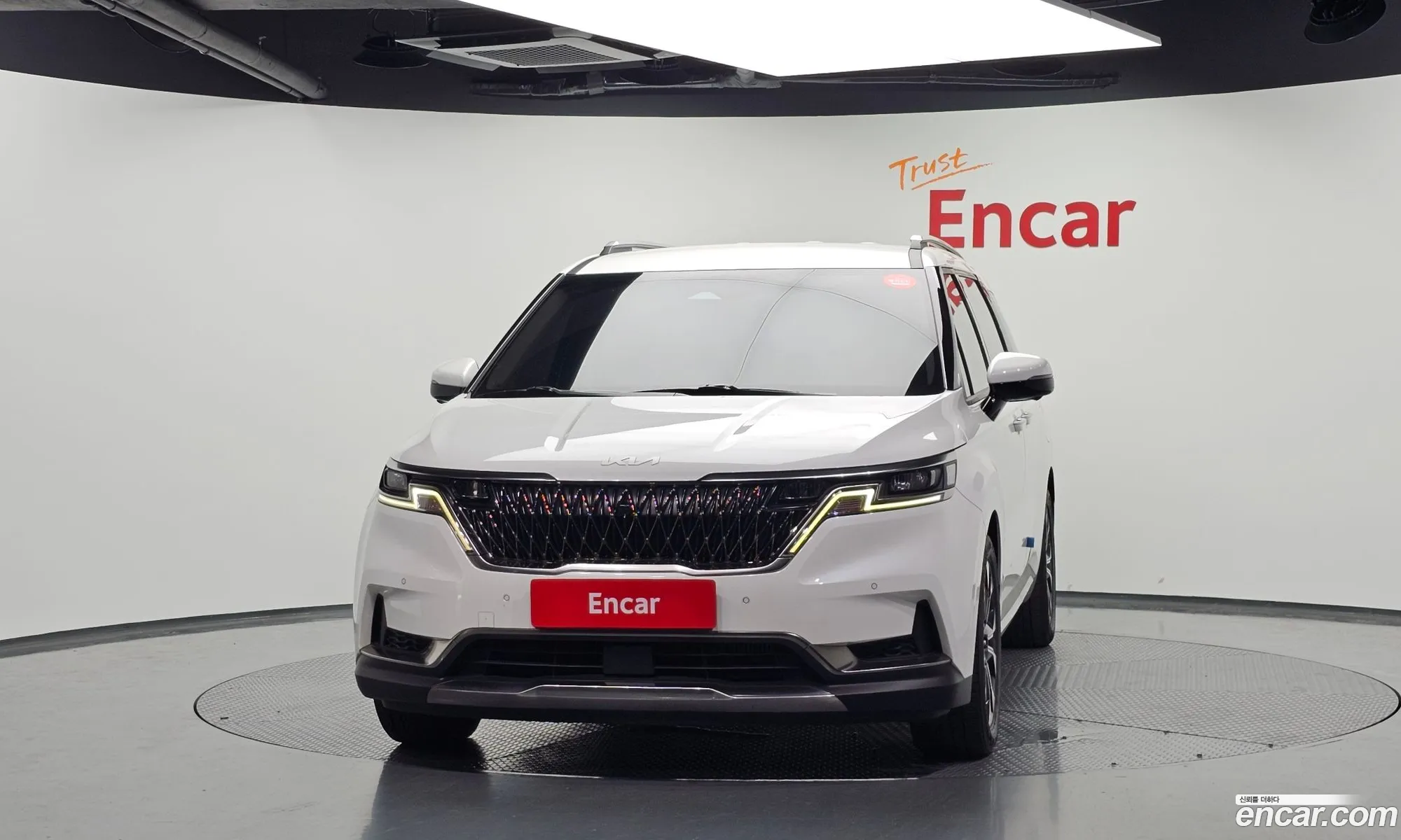 Kia Carnival 2021 — 8