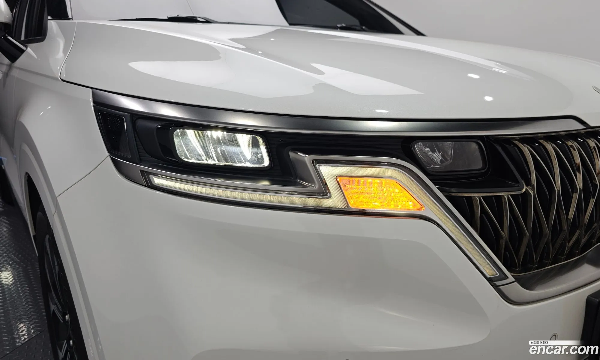 Kia Carnival 2021 — 36