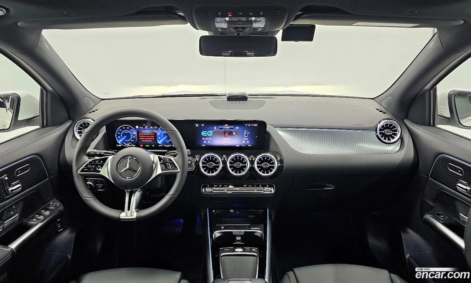 Mercedes-Benz EQA H243 2025 — 11