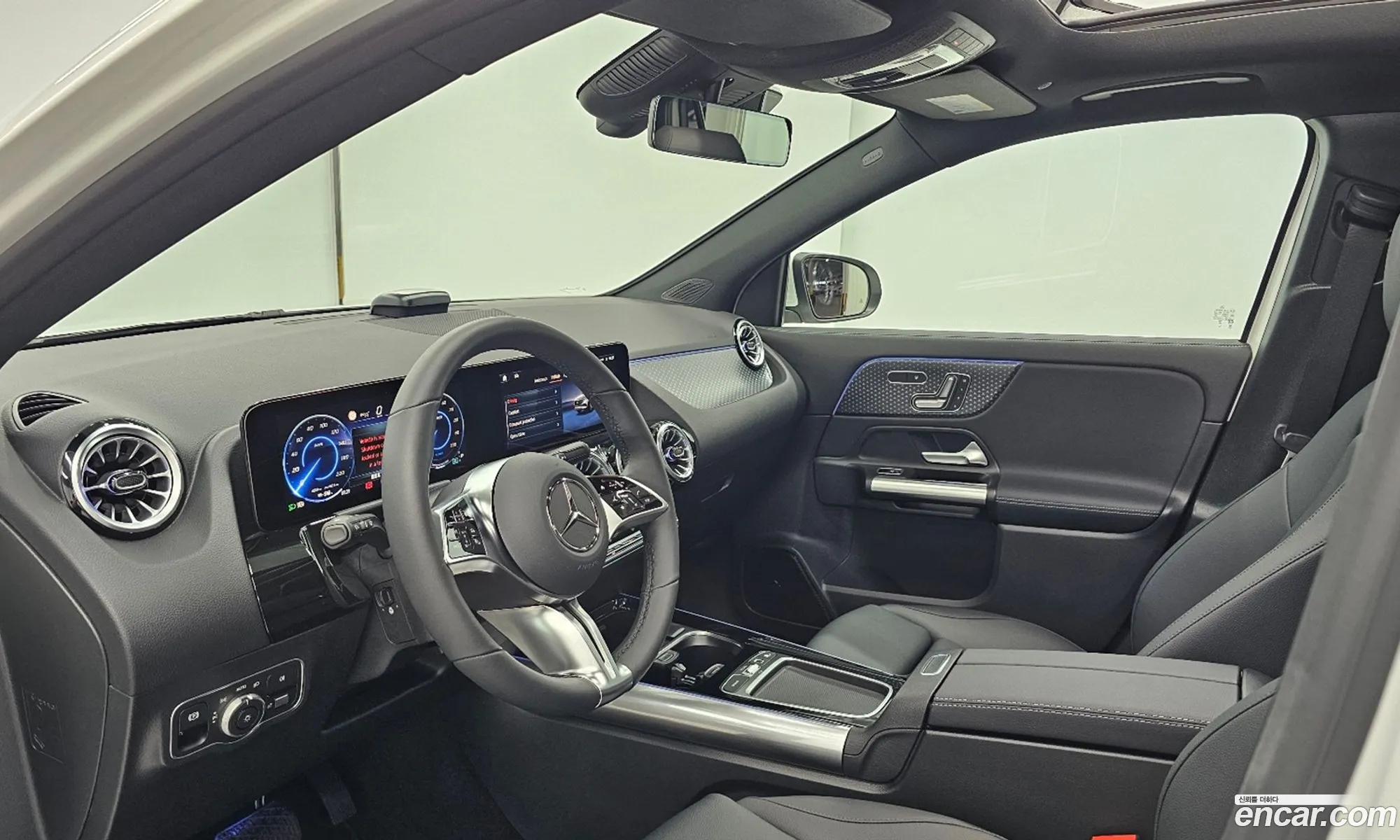 Mercedes-Benz EQA H243 2025 — 16