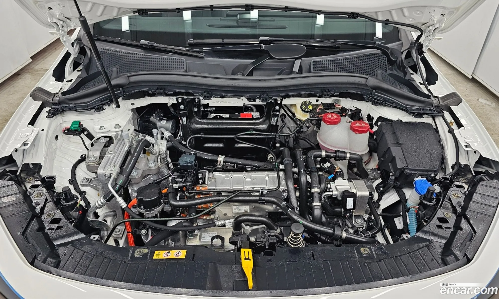 Mercedes-Benz EQA H243 2025 — 6