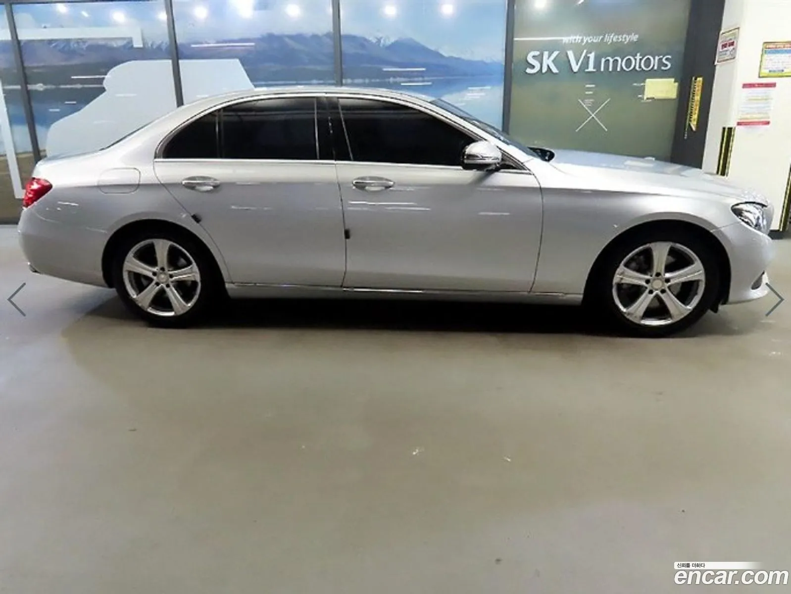 Mercedes-Benz E-Class W213 2017 — 18