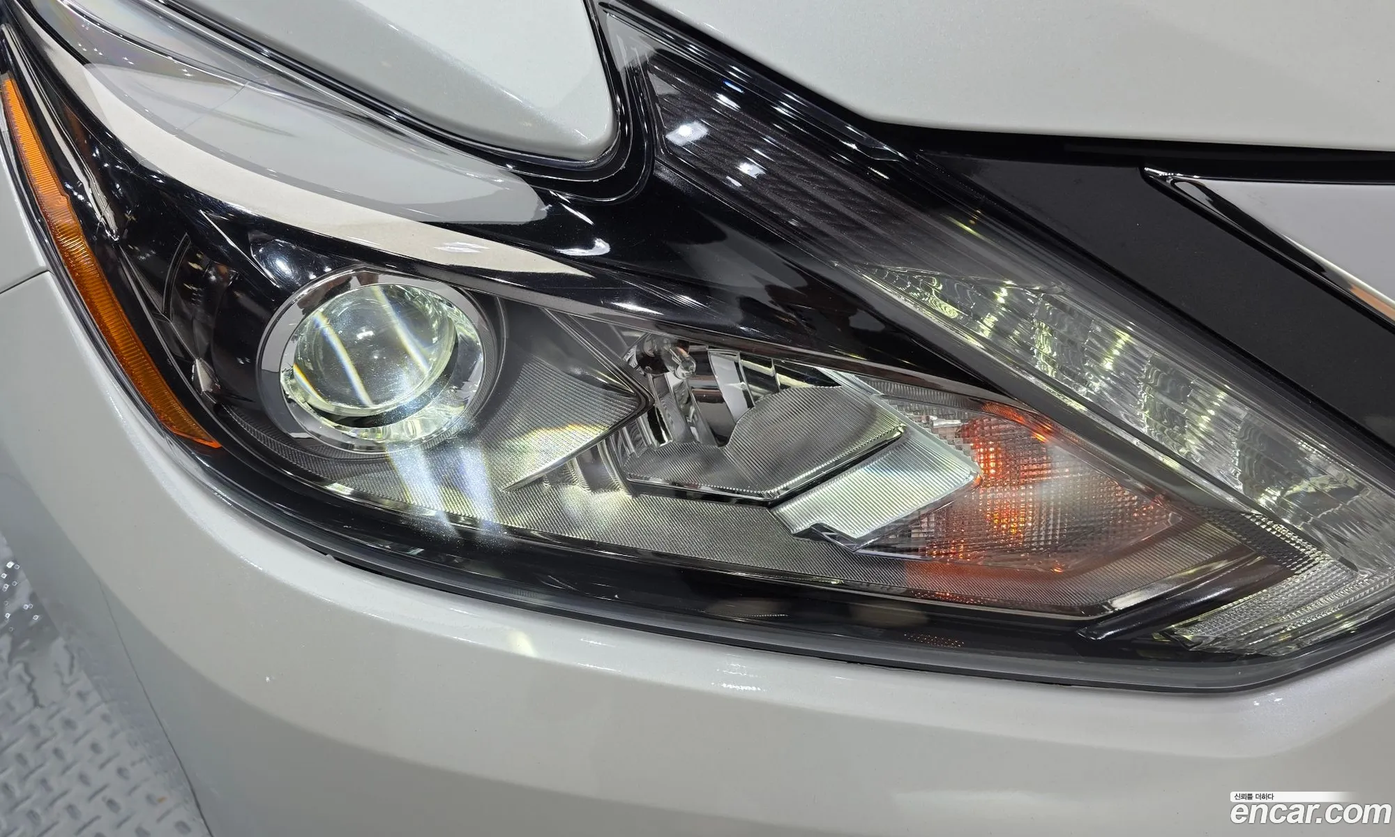 Nissan Altima 2018 1N4AL3AP2JC287226 — 18