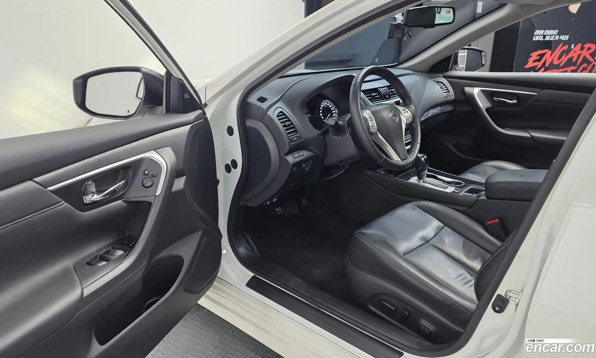 Nissan Altima 2018 1N4AL3AP2JC287226 — 6