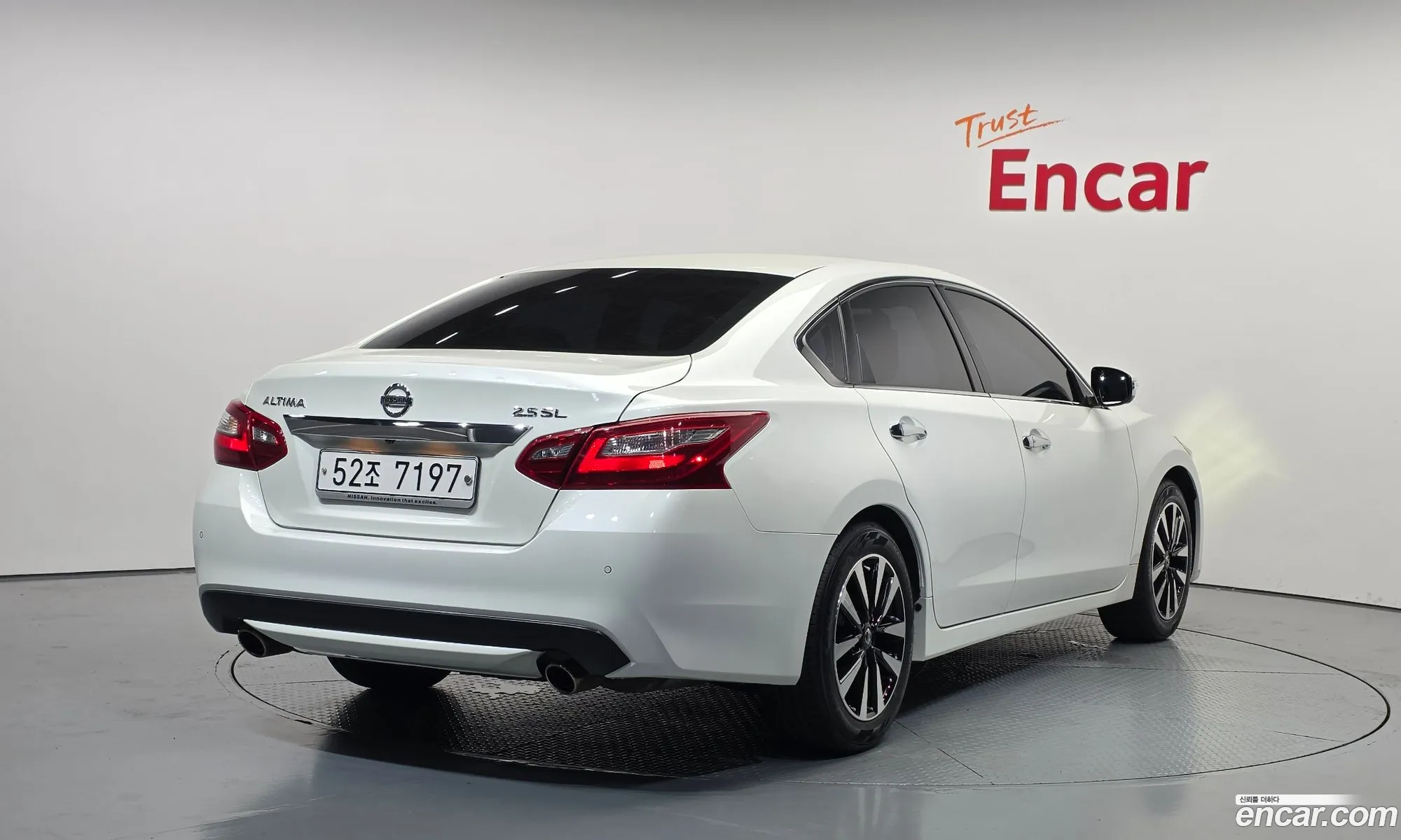 Nissan Altima 2018 1N4AL3AP2JC287226 — 12